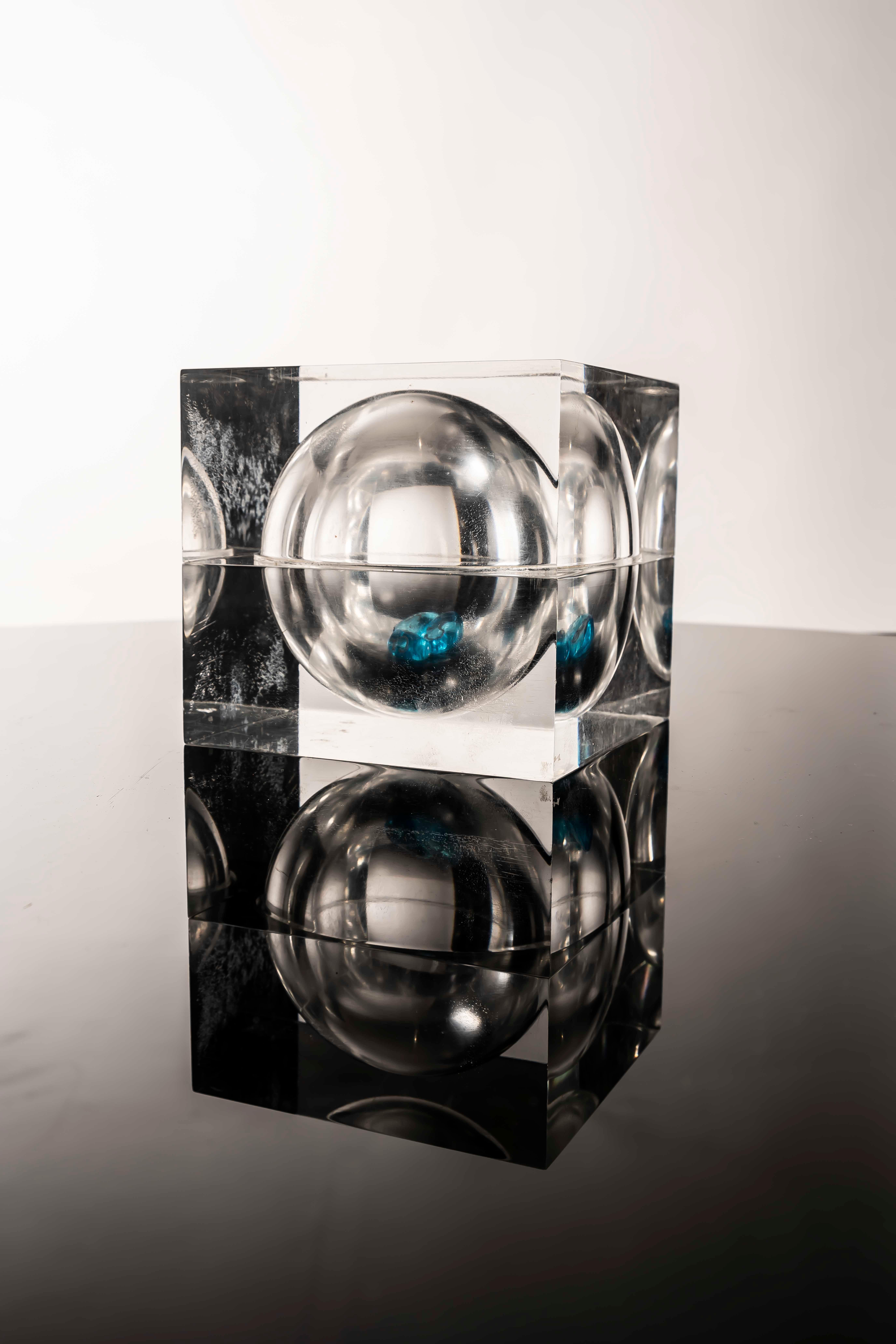 Acrylic Cube Box with Spherical Cavity, Attributed to Albrizzi, 1970s For Sale 6