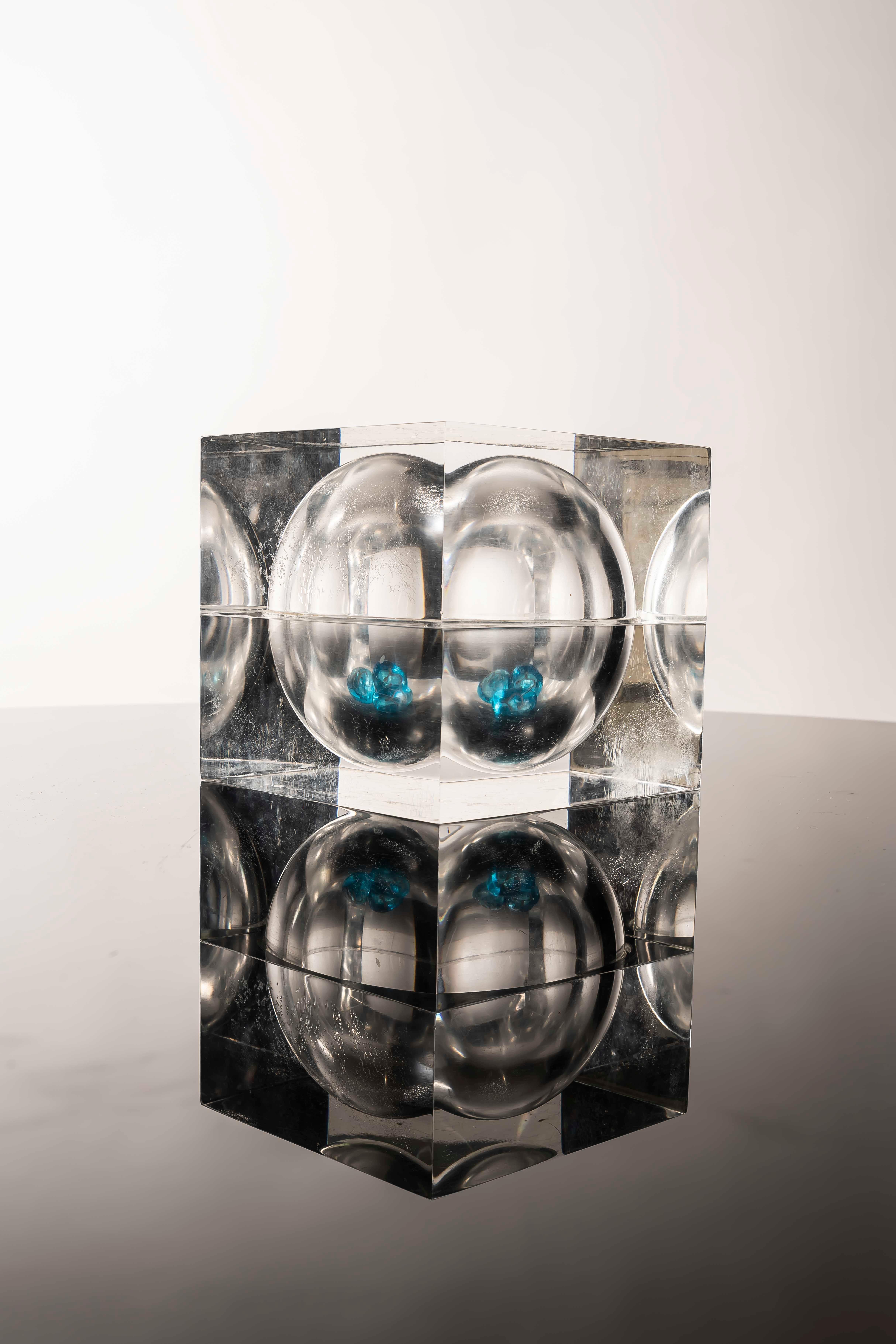 Acrylic Cube Box with Spherical Cavity, Attributed to Albrizzi, 1970s For Sale 7