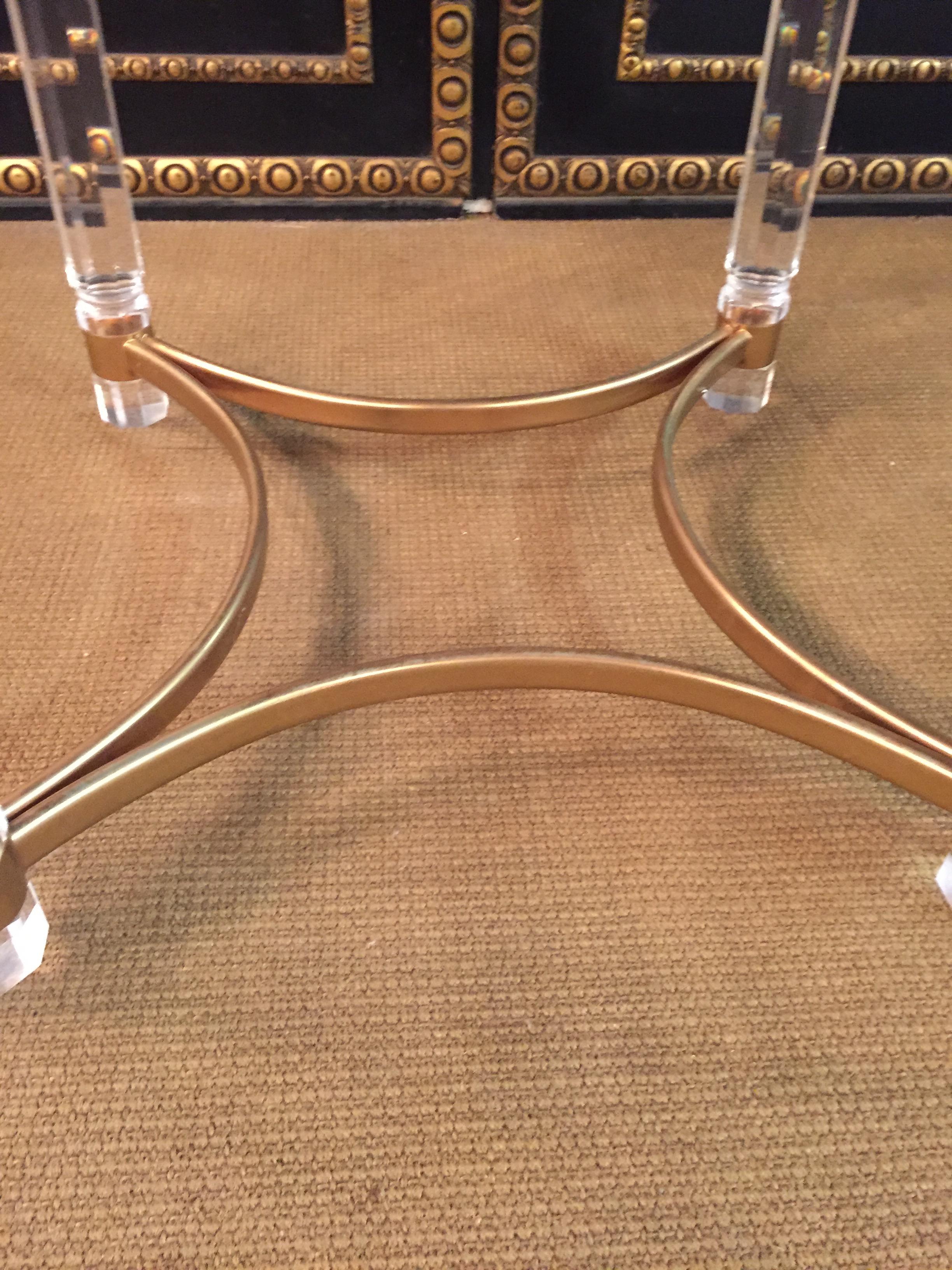 round acrylic dining table