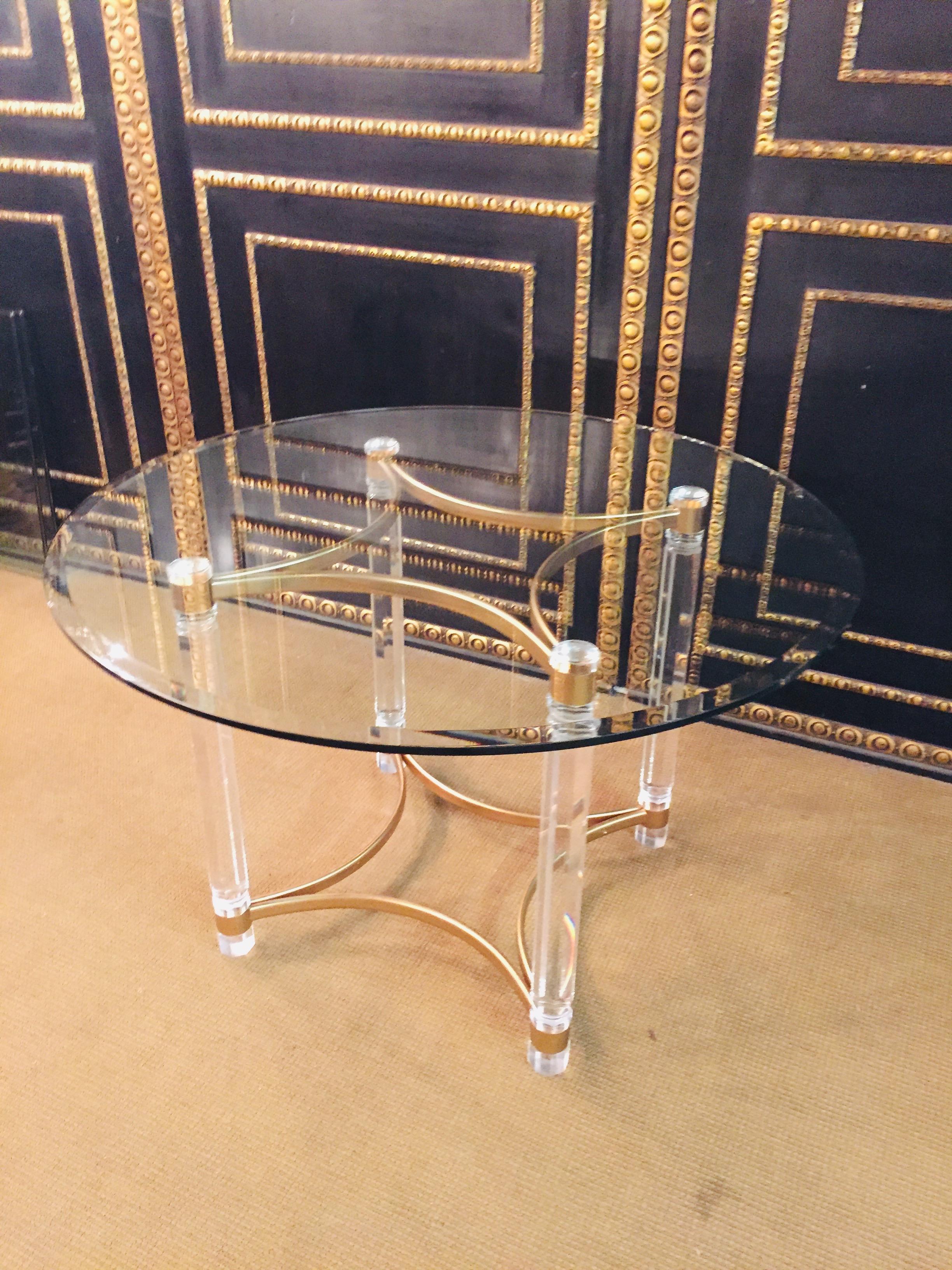 Italian Acrylic Dining Table with Four Collumns Legs and Round Glass Plate