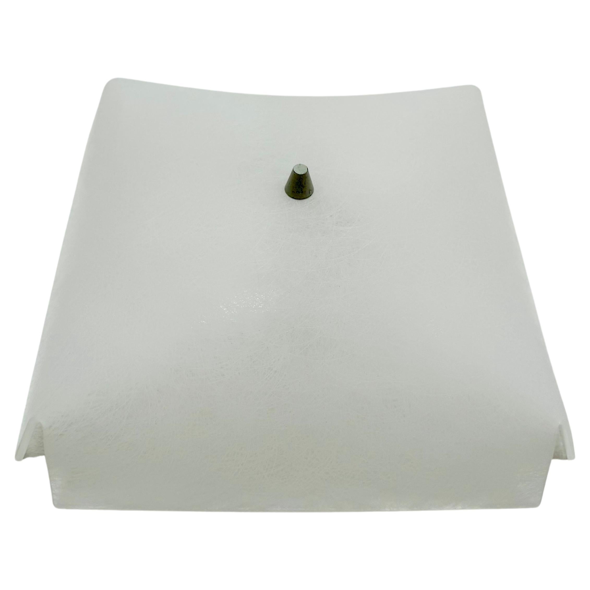 Lampe affleurante en acrylique