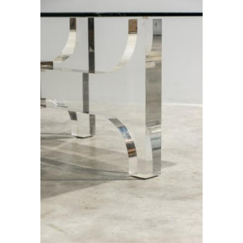 Français Table basse en verre acrylique par Michel Dumas, 1970 en vente