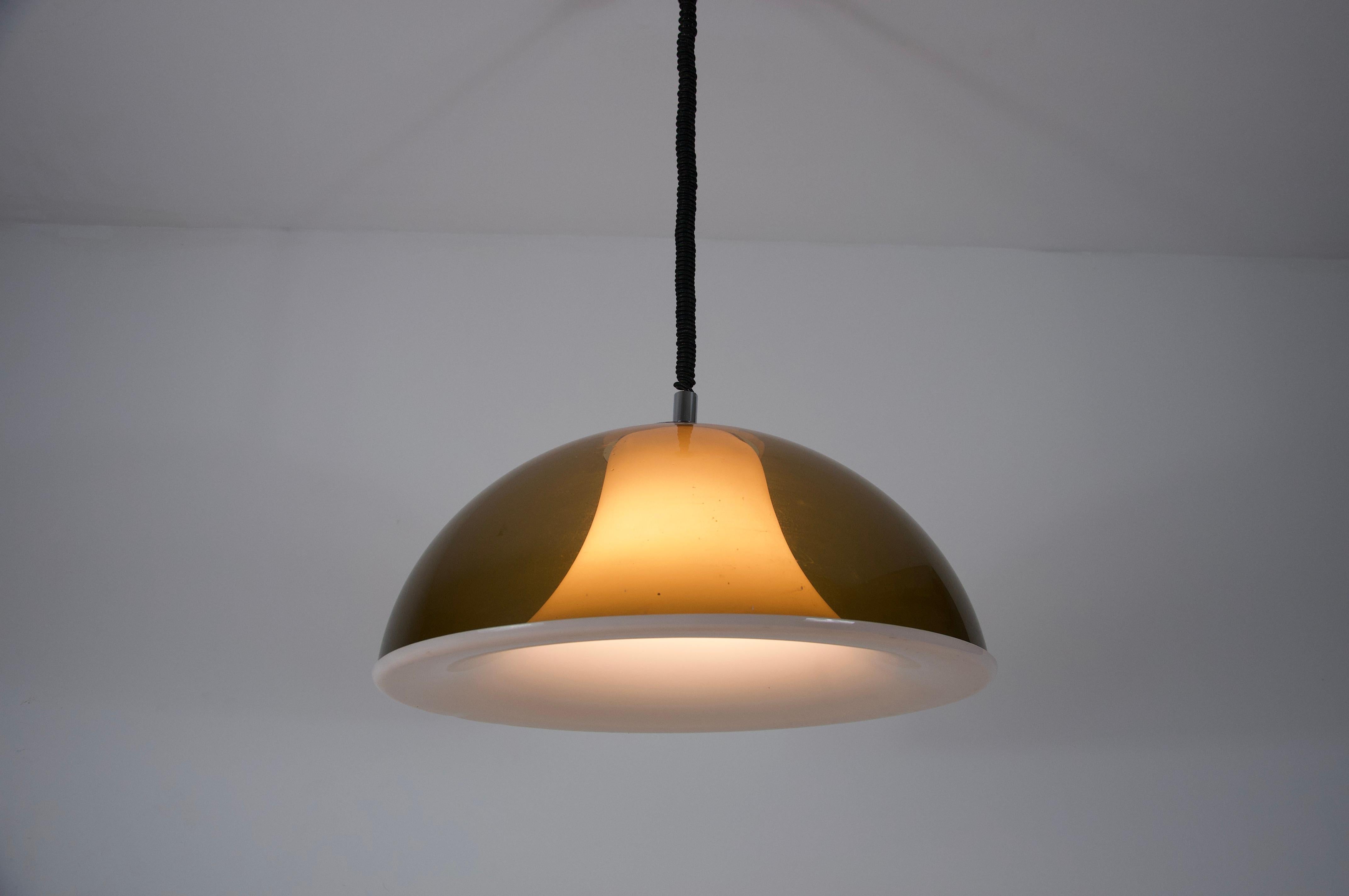 Lampada a sospensione in vetro acrilico di Temde, anni '70, Svizzera in vendita 4