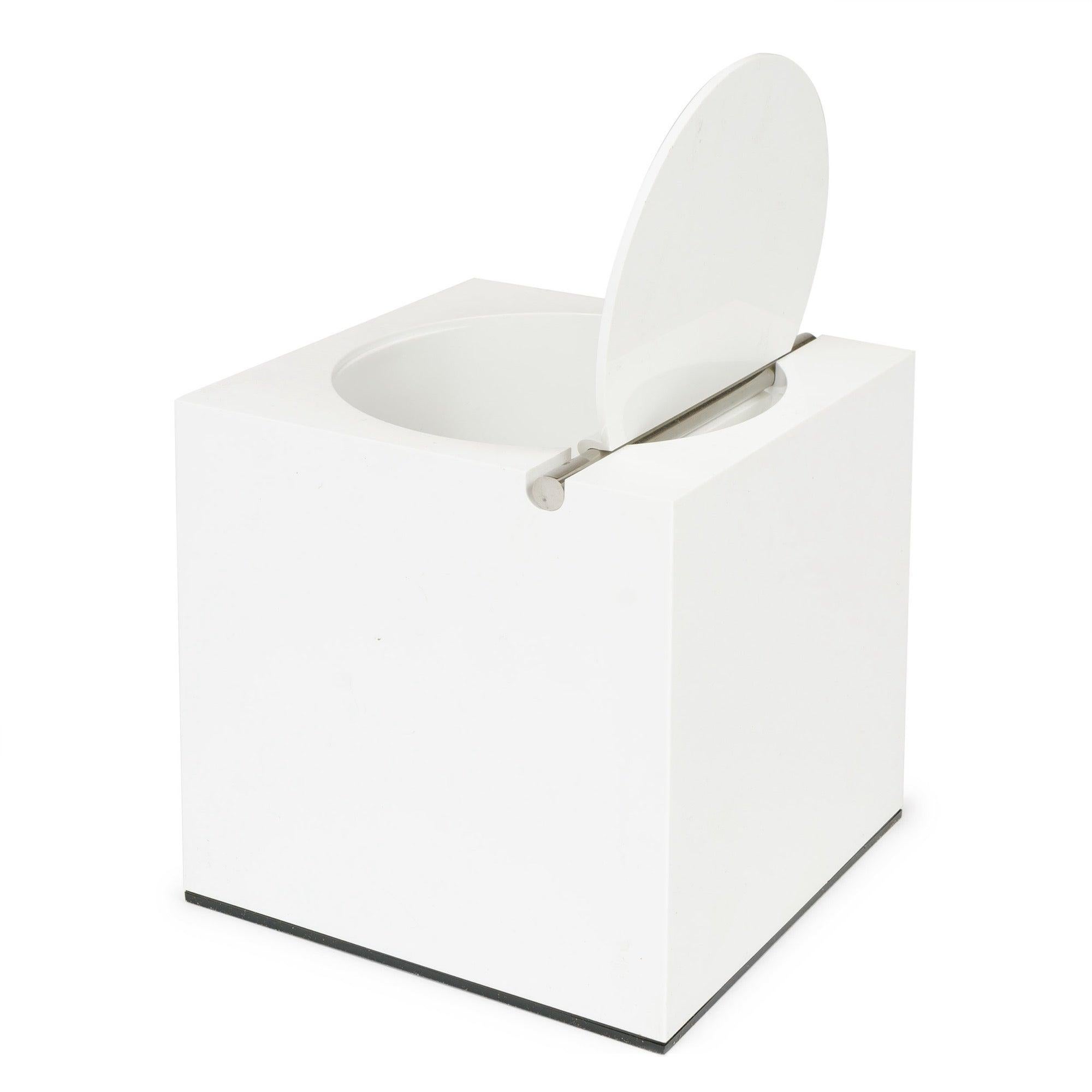 Italian Acrylic Ice Bucket by OPI Milano for Cini & Nils For Sale