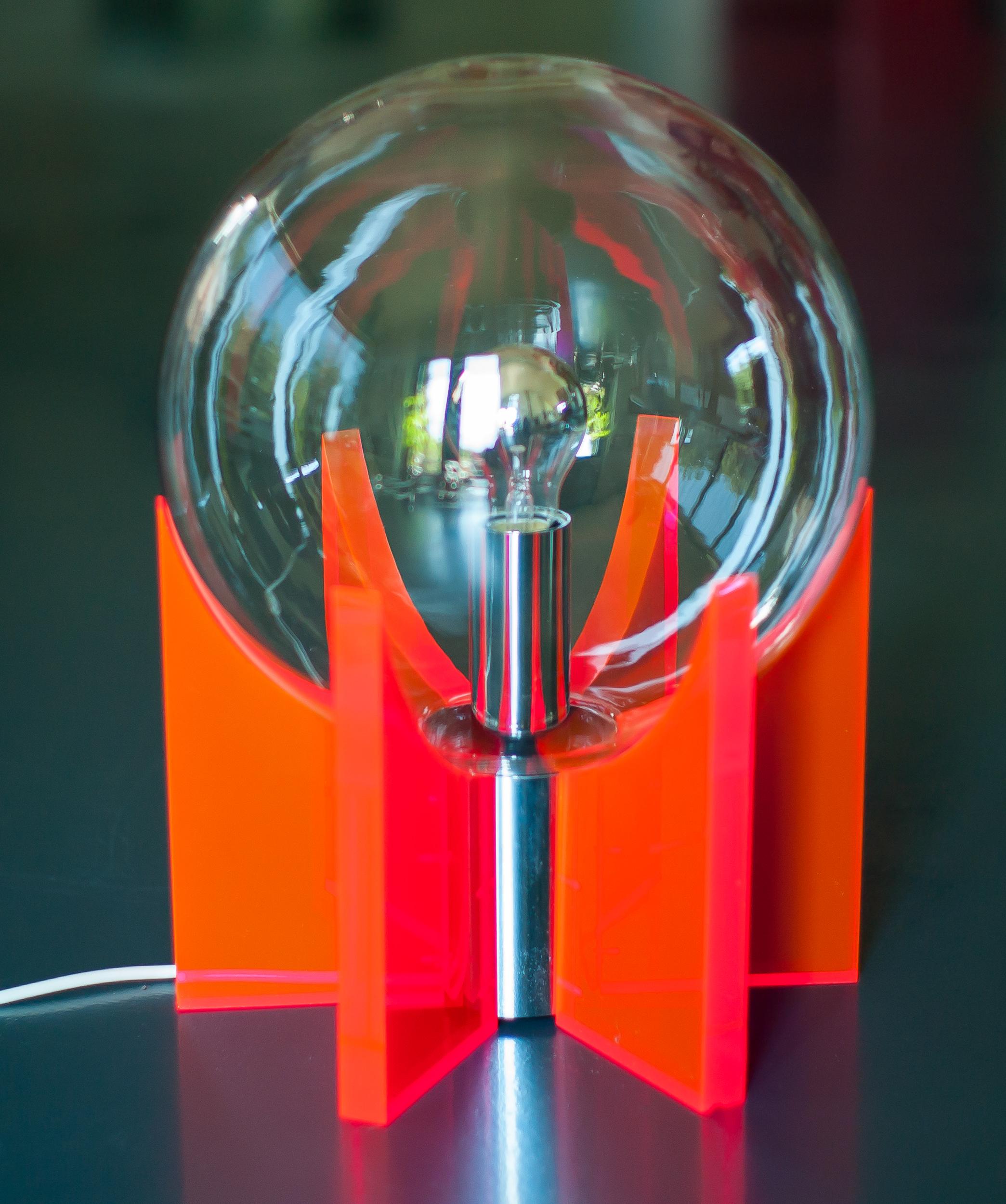 Mid-Century Modern Lampe en acrylique « King Sun » en vente