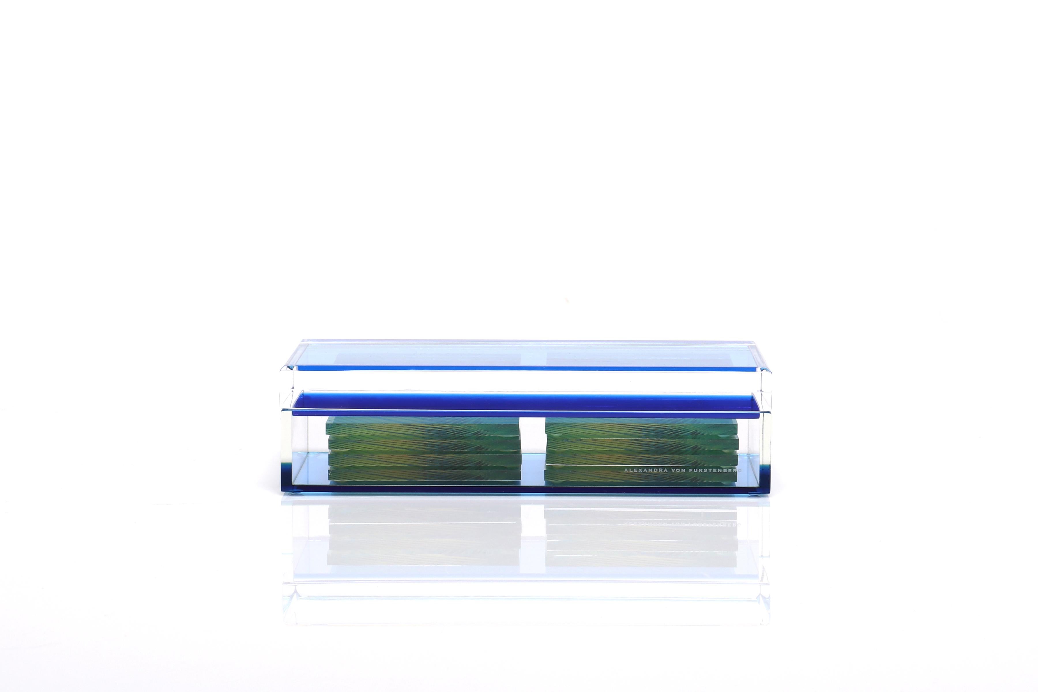 Acryl-Lagune Shorty Box von Alexandra Von Furstenberg (amerikanisch) im Angebot