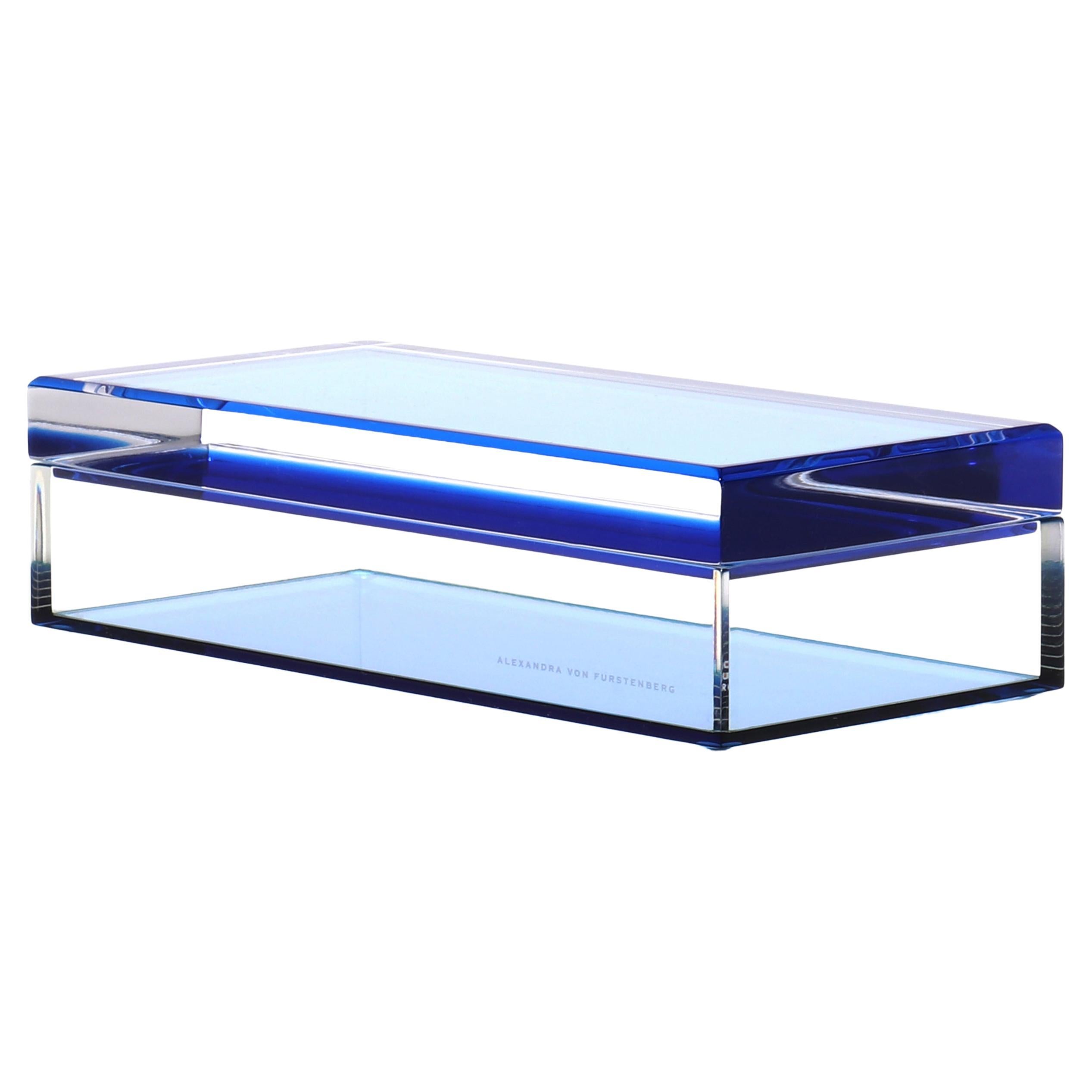 Acryl-Lagune Shorty Box von Alexandra Von Furstenberg im Angebot