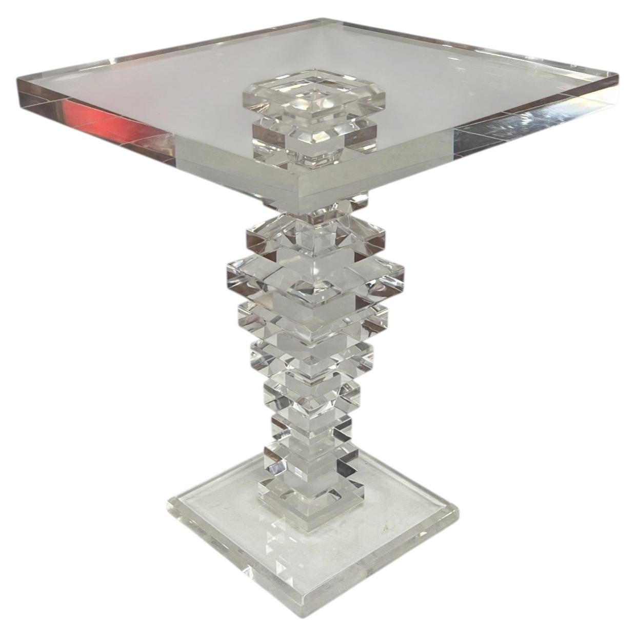 Table d'appoint carrée en acrylique / Lucite / plexiglas en vente