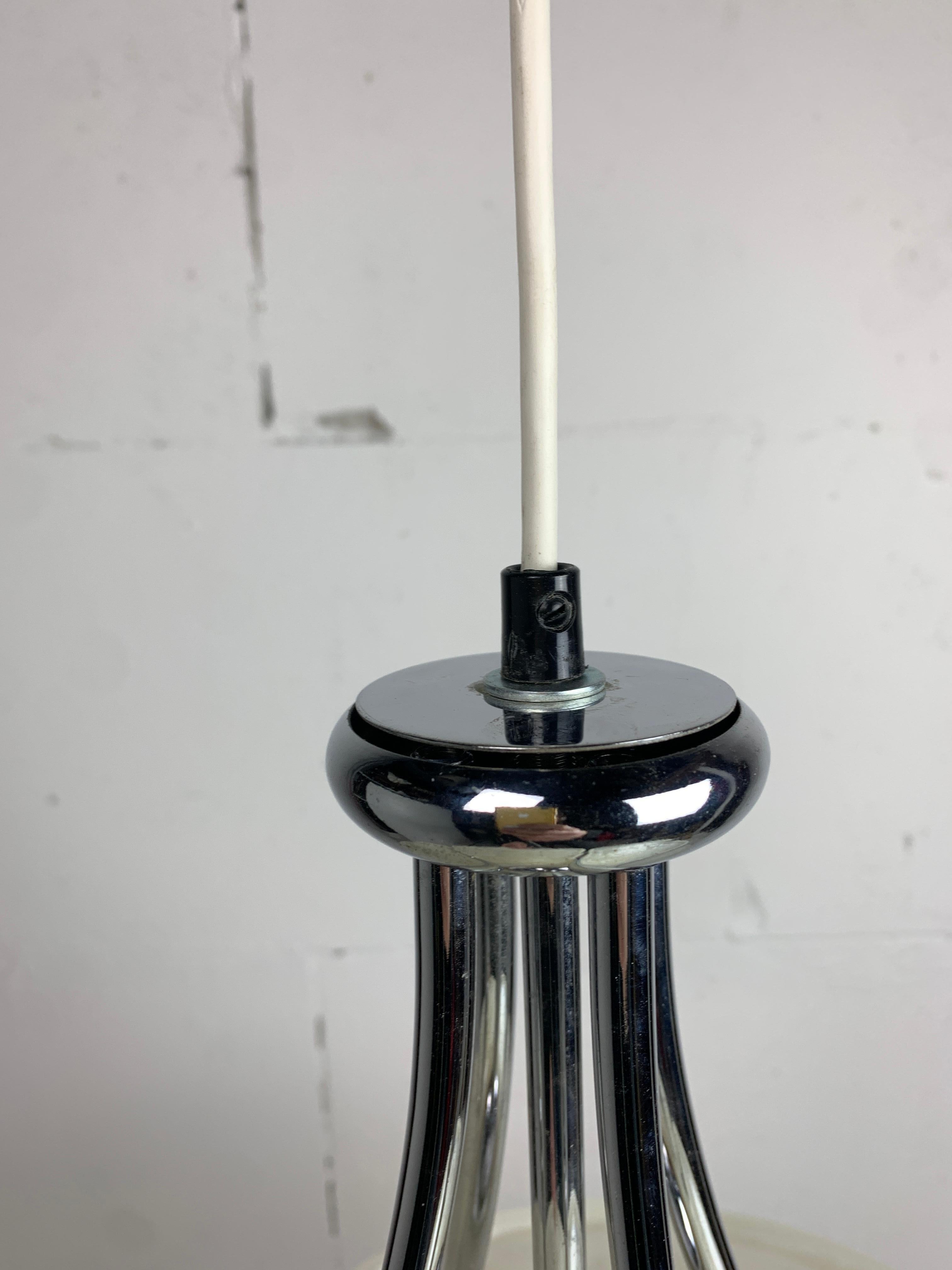 Lampada a sospensione a forma di trifoglio in acrilico di Murano, anni '70 In condizioni buone in vendita a Zaandam, NL