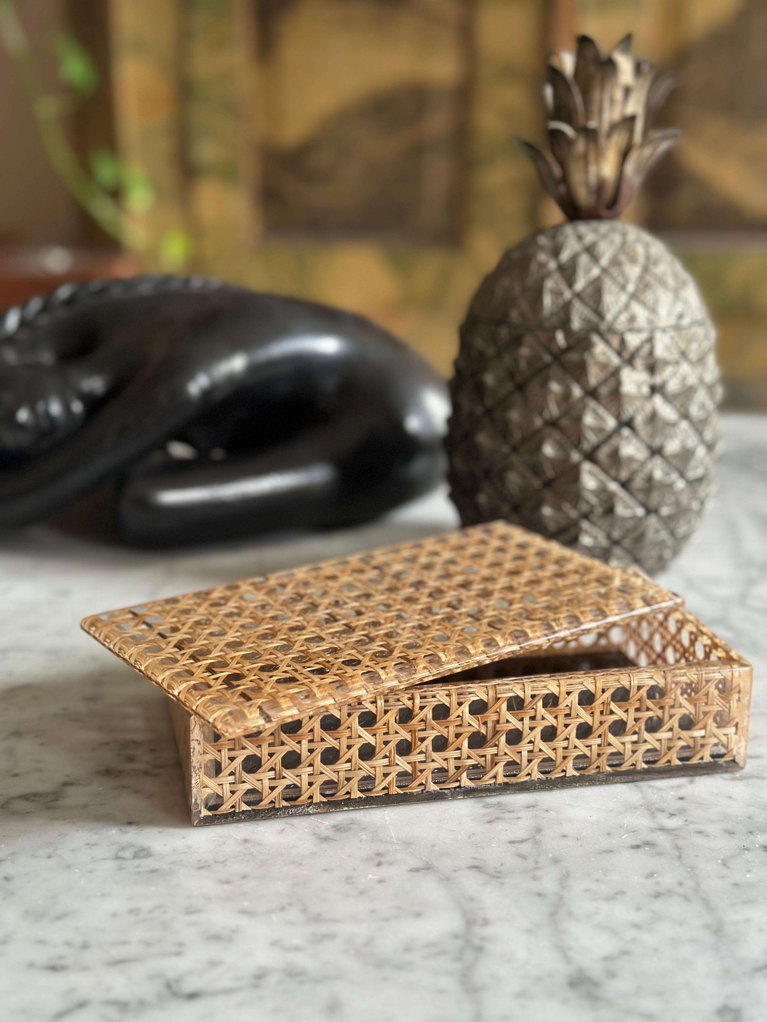 Acrylic Rattan-Effect Box, 1970s For Sale 9