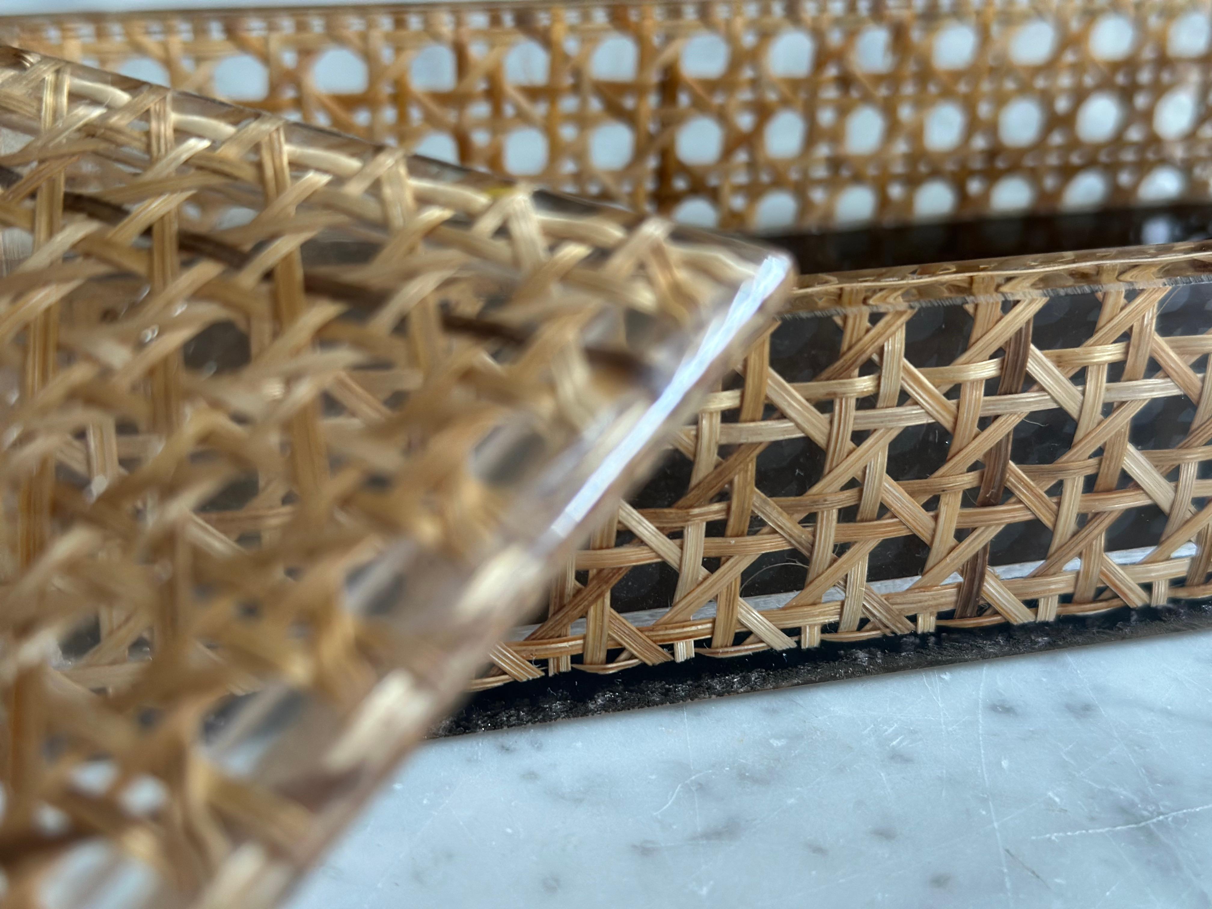 Acrylic Rattan-Effect Box, 1970s For Sale 1