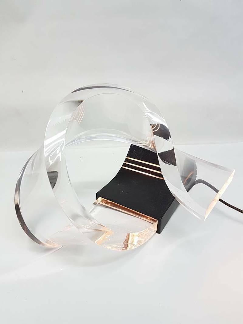 Acrylic Swirl Table Lamp Design Gaetano Missaglia, 1970s For Sale 1