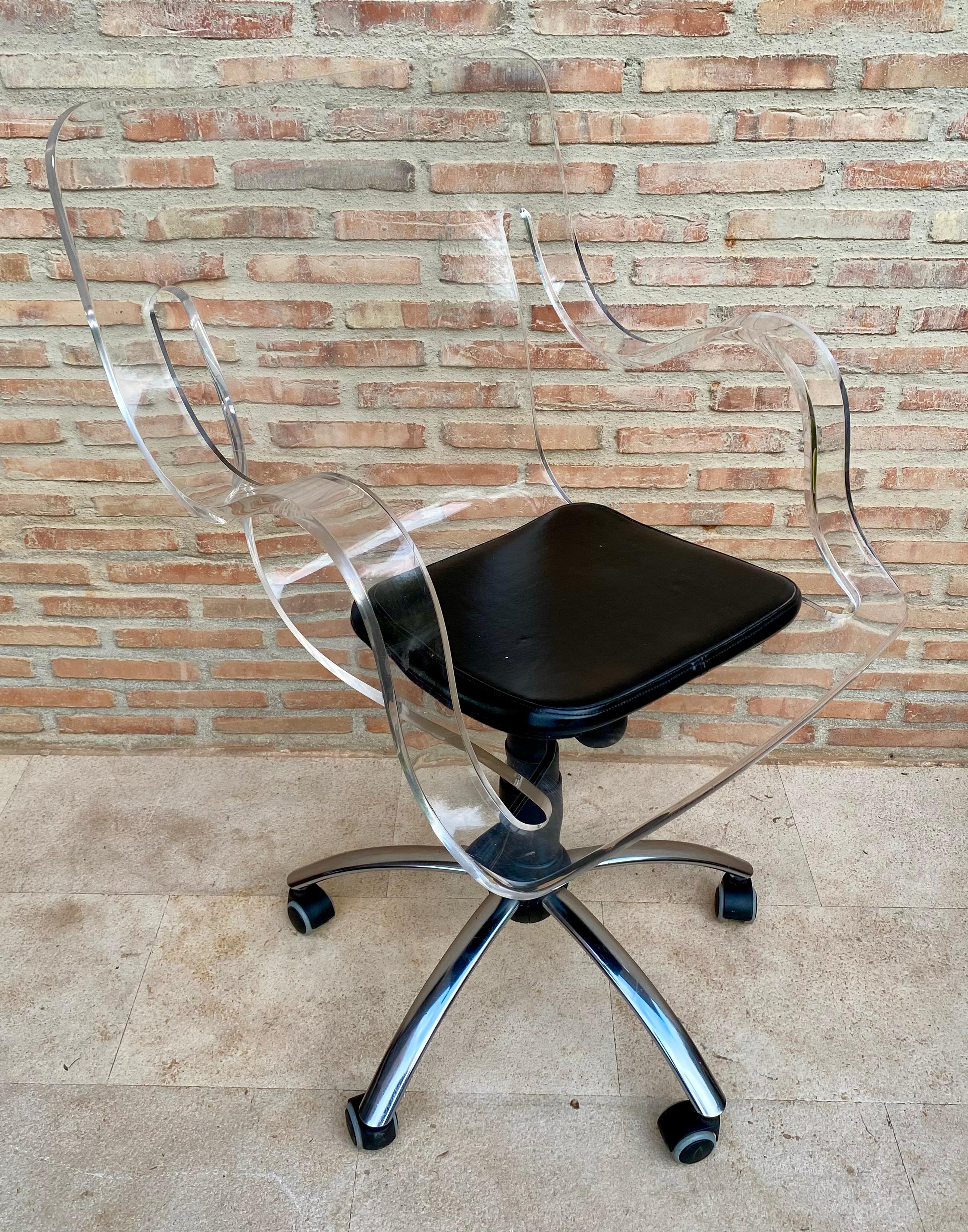 Acrylic Swivel Chair with Wheels, 1960s For Sale 1