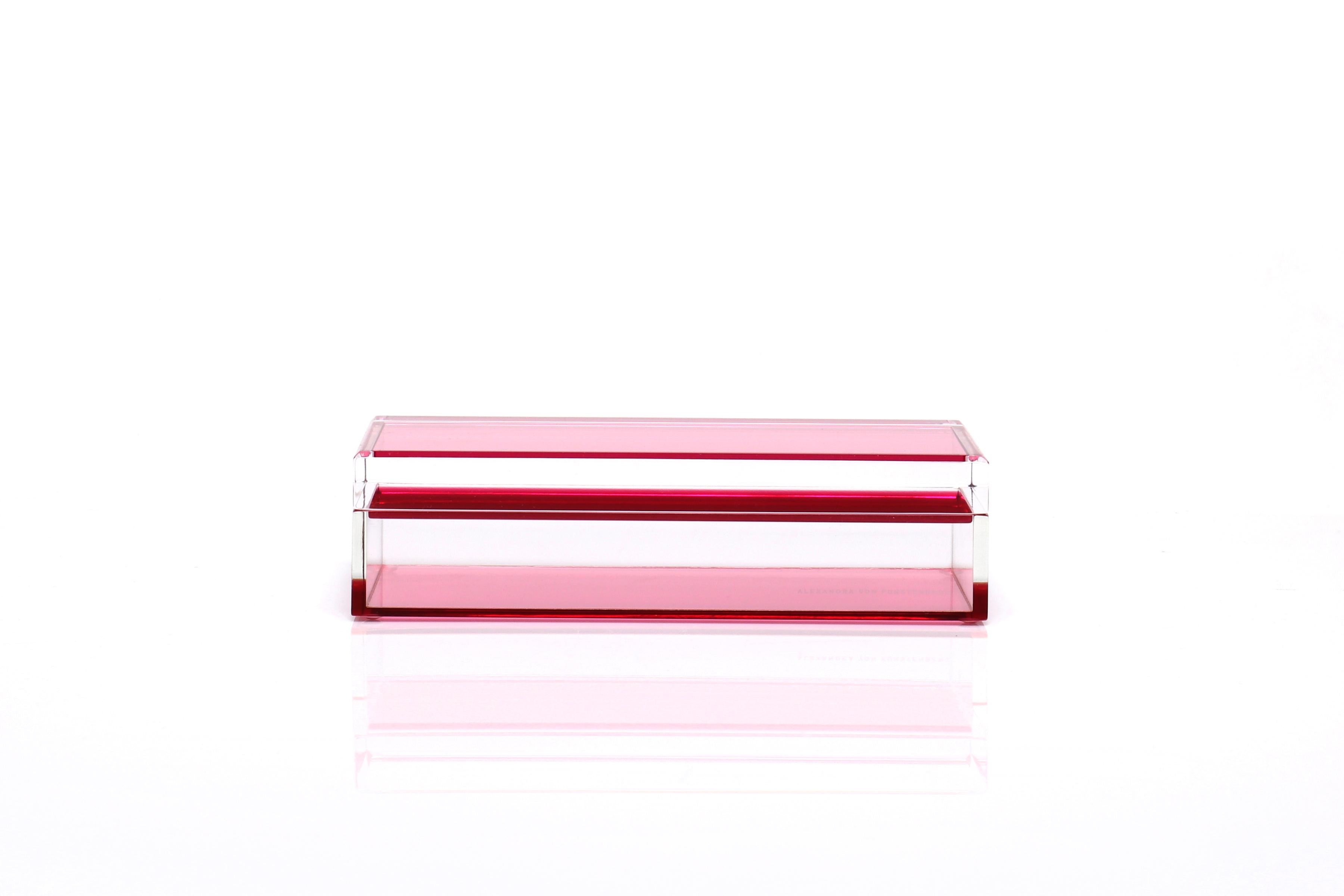 Tulpenförmige Shorty-Box aus Acryl von Alexandra Von Furstenberg (Moderne) im Angebot