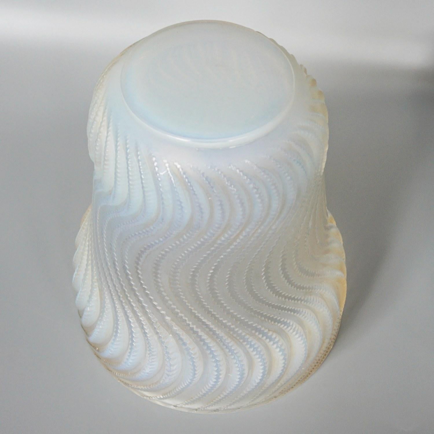 Mid-20th Century 'Actinia' an Opalescent Glass Vase by René Lalique, Circa 1935 For Sale