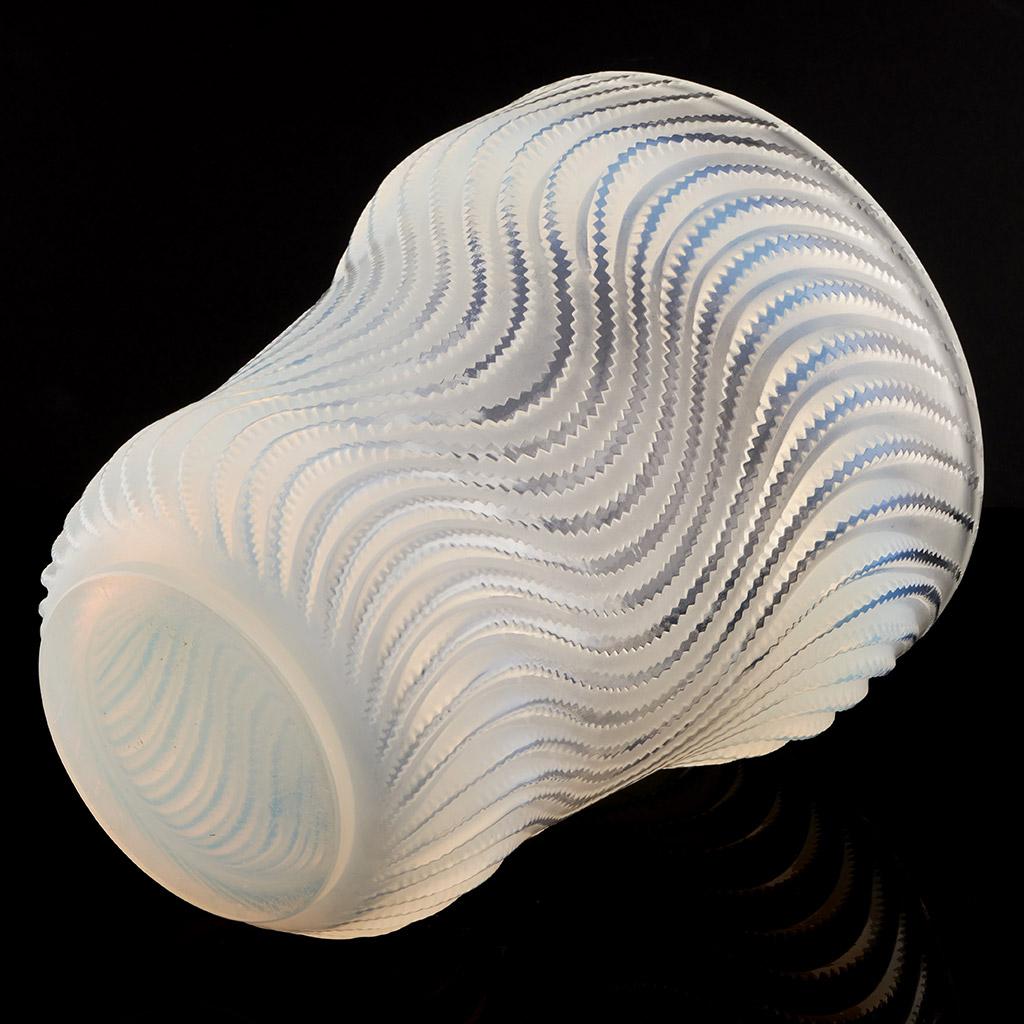 'Actinia' an Opalescent Glass Vase by Rene Lalique For Sale 4