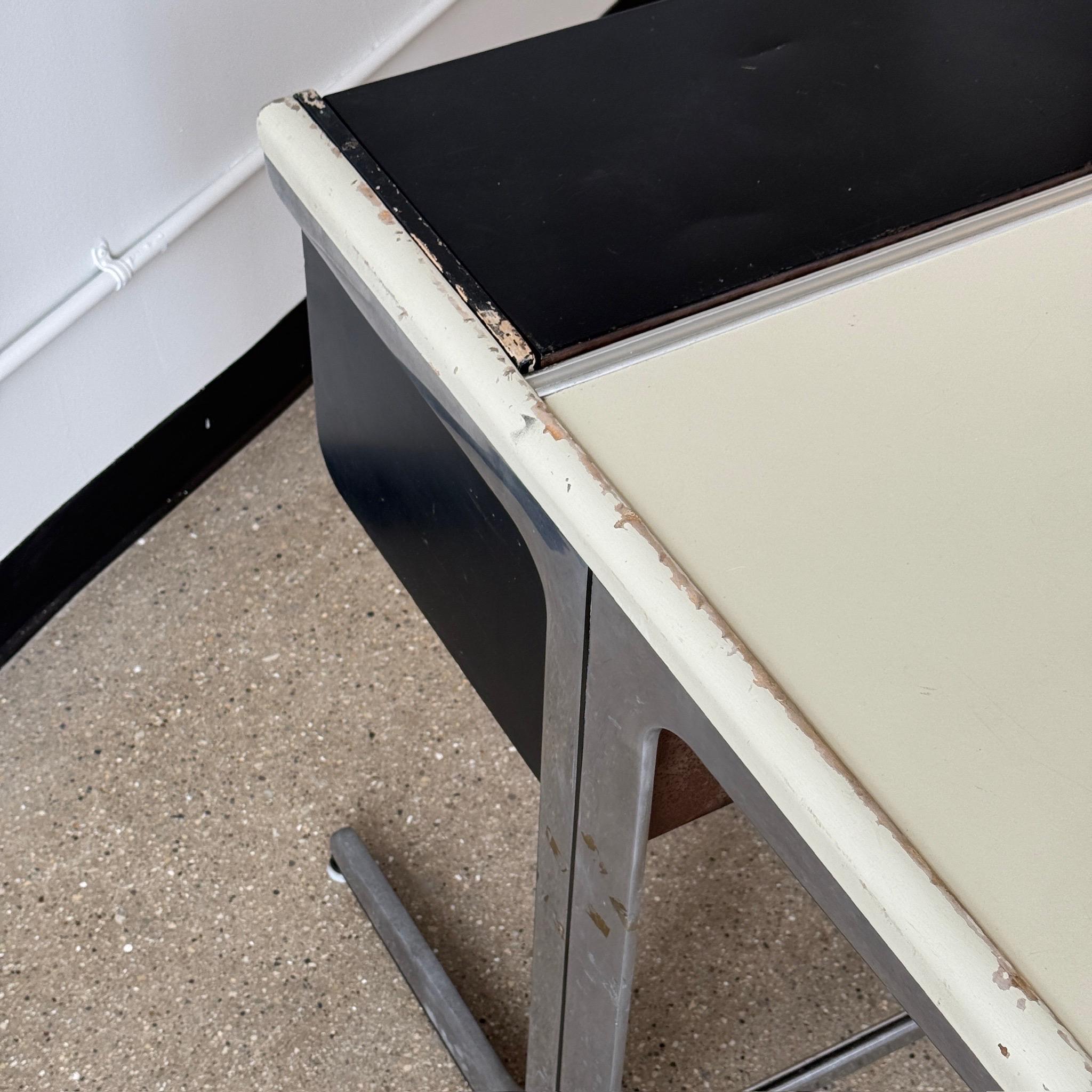 Milieu du XXe siècle Bureau Action de George Nelson pour Herman Miller