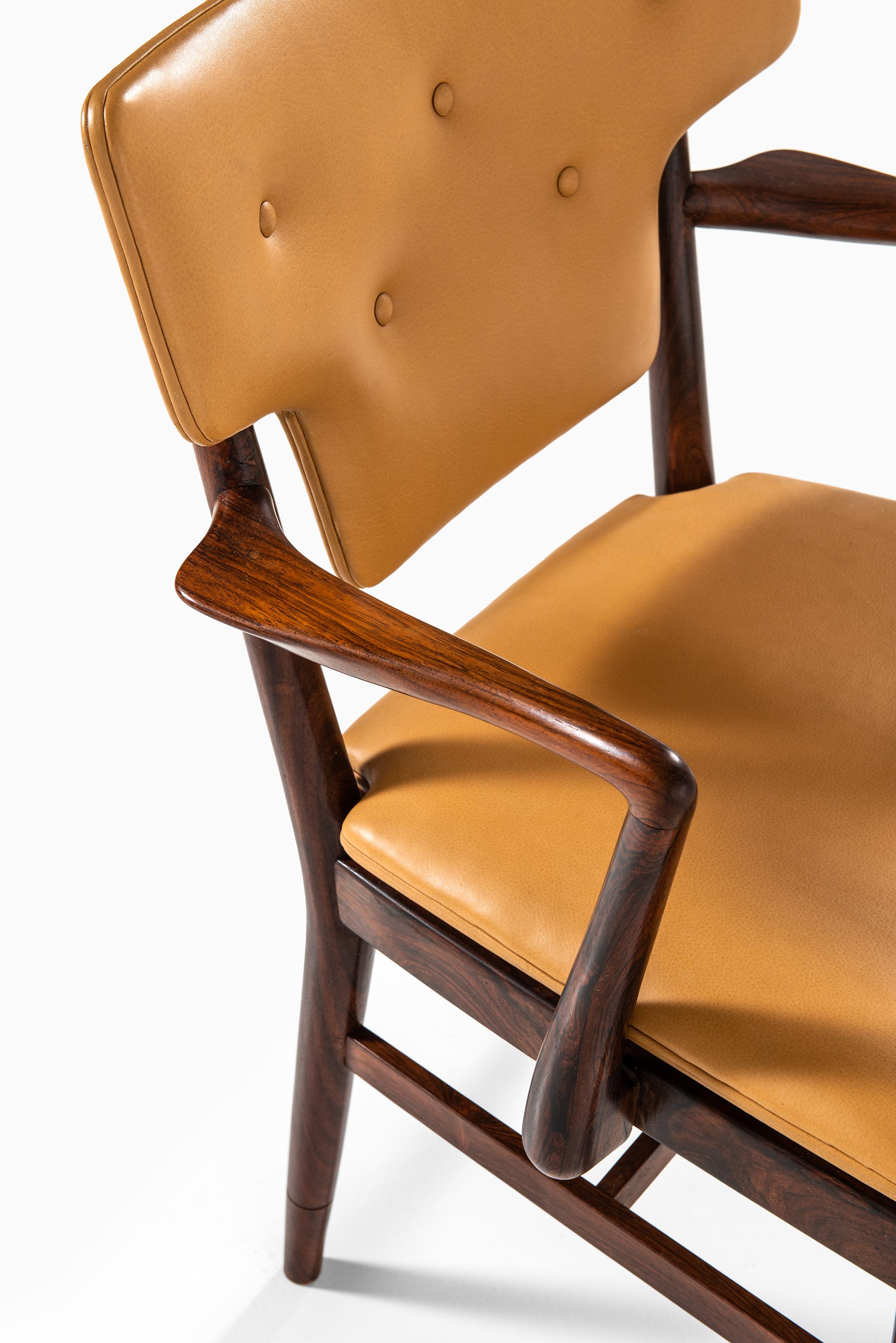 Acton Bjørn & Vilhelm Lauritzen Armchair Produced by Willy Back in Denmark For Sale 3