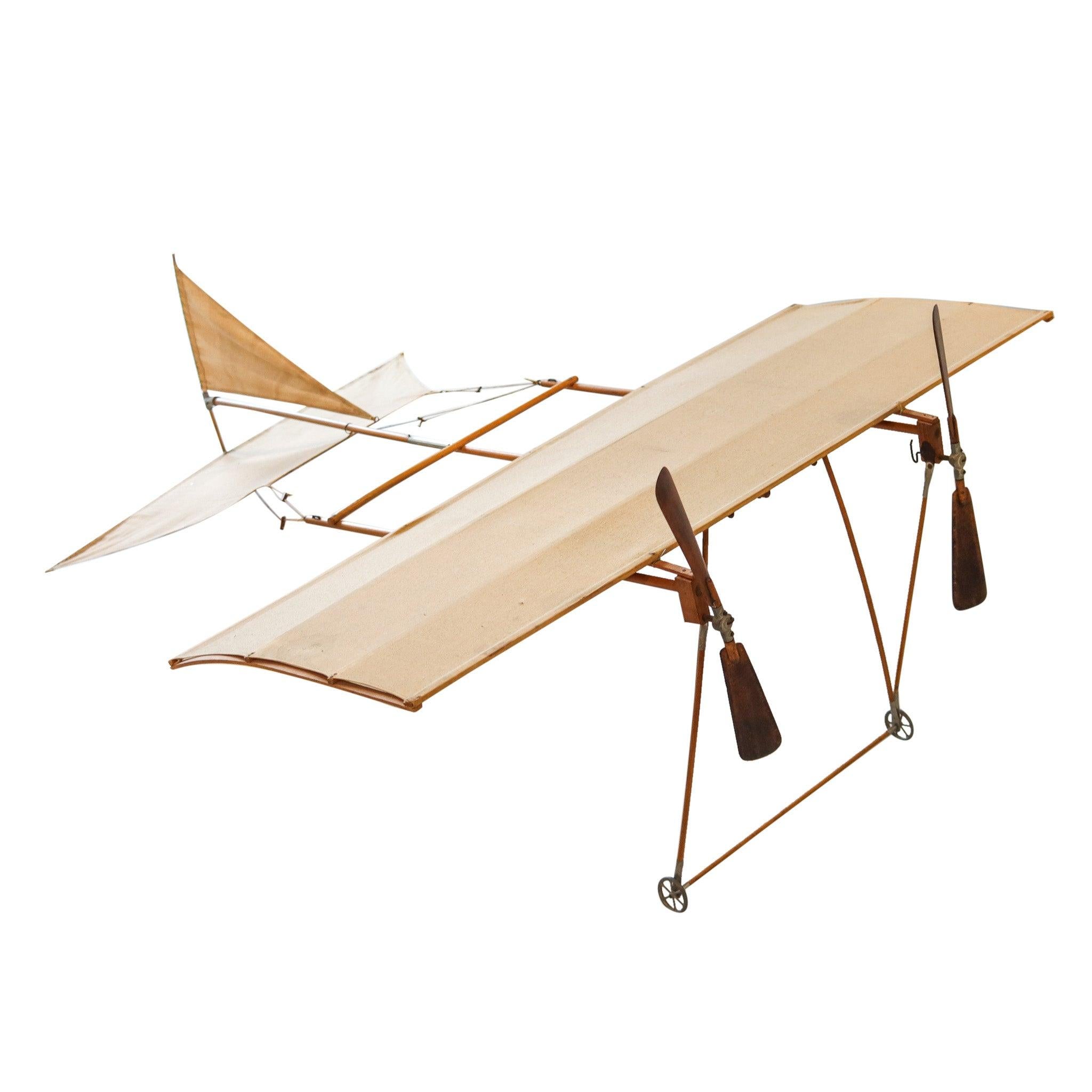 Laiton AD-ASTRA Modèle réduit d'avion 1910 Début 20ème siècle Rare en Wood Brass et Linen en vente