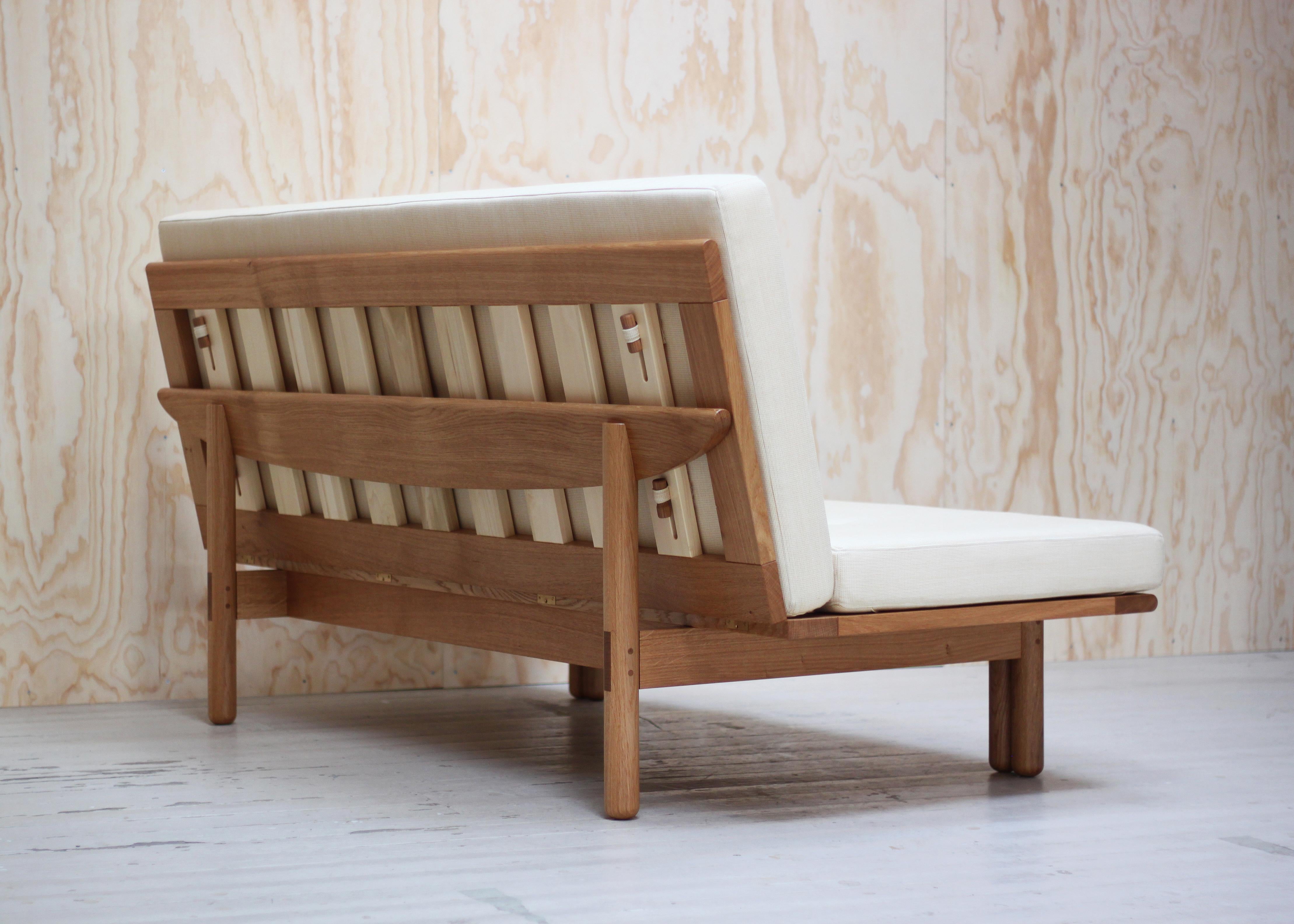Modern Handmade Ada Sofa, Contemporary Daybed/Futon - Oak, Wool Fabric - by BACD studio For Sale