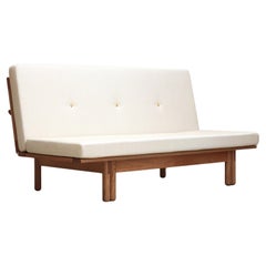 Canapé Ada fait main, Daybed/Futon Contemporary - Oak, Wool Fabric - by BACD studio