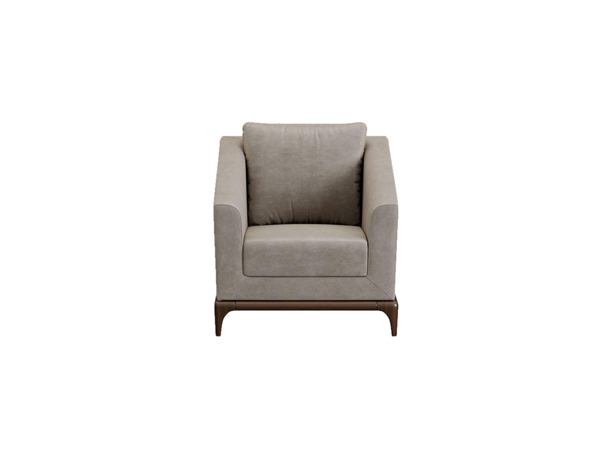 The Ada Armchair is the premium choice for those whose priority is comfort. Its elegant-modern structure creates a unique style that easily integrates into any living area. As being one of the first choices of people prioritizes comfort, the special