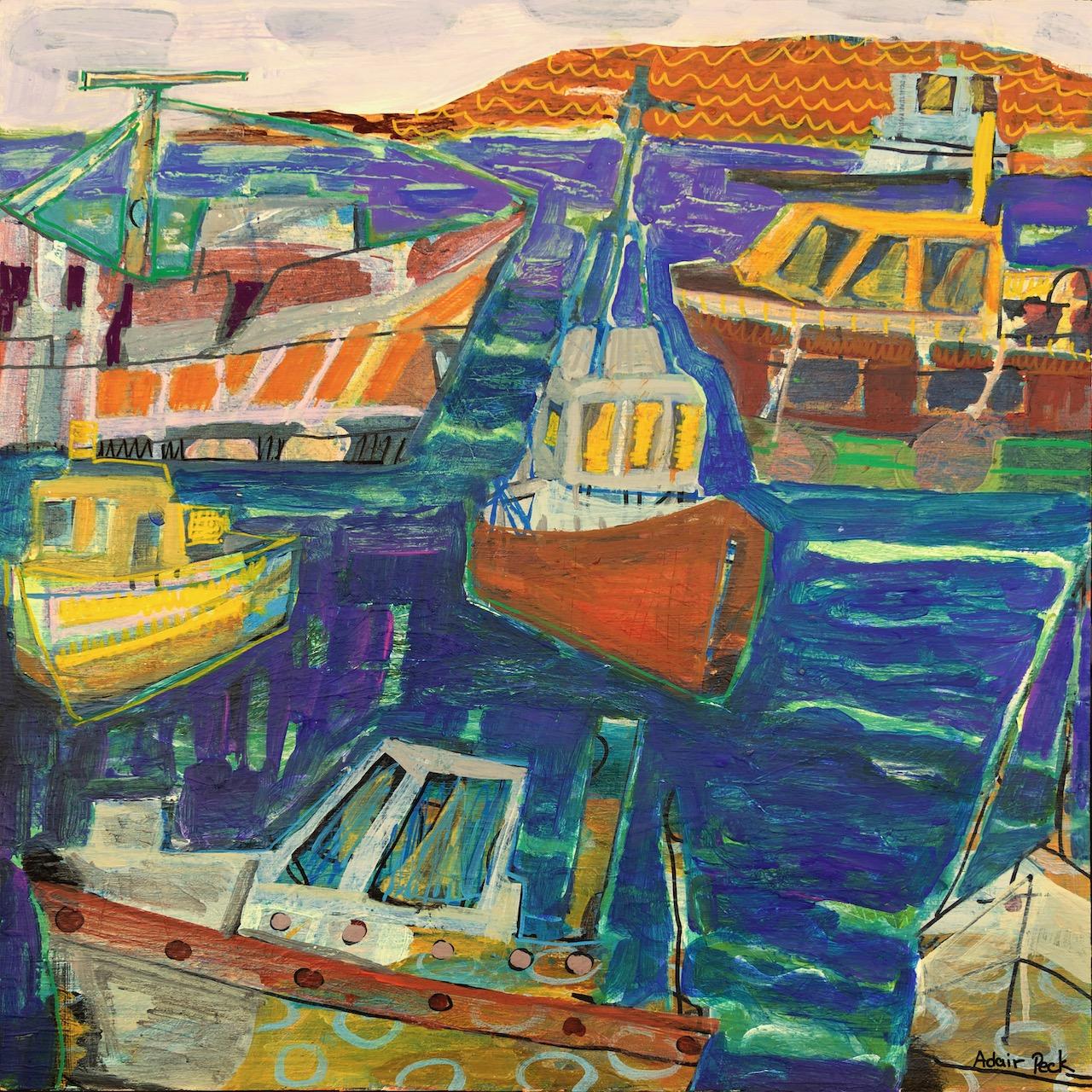 Landscape Painting Adair Peck - « End of the Day », peinture colorée en techniques mixtes représentant des bateaux de pêche