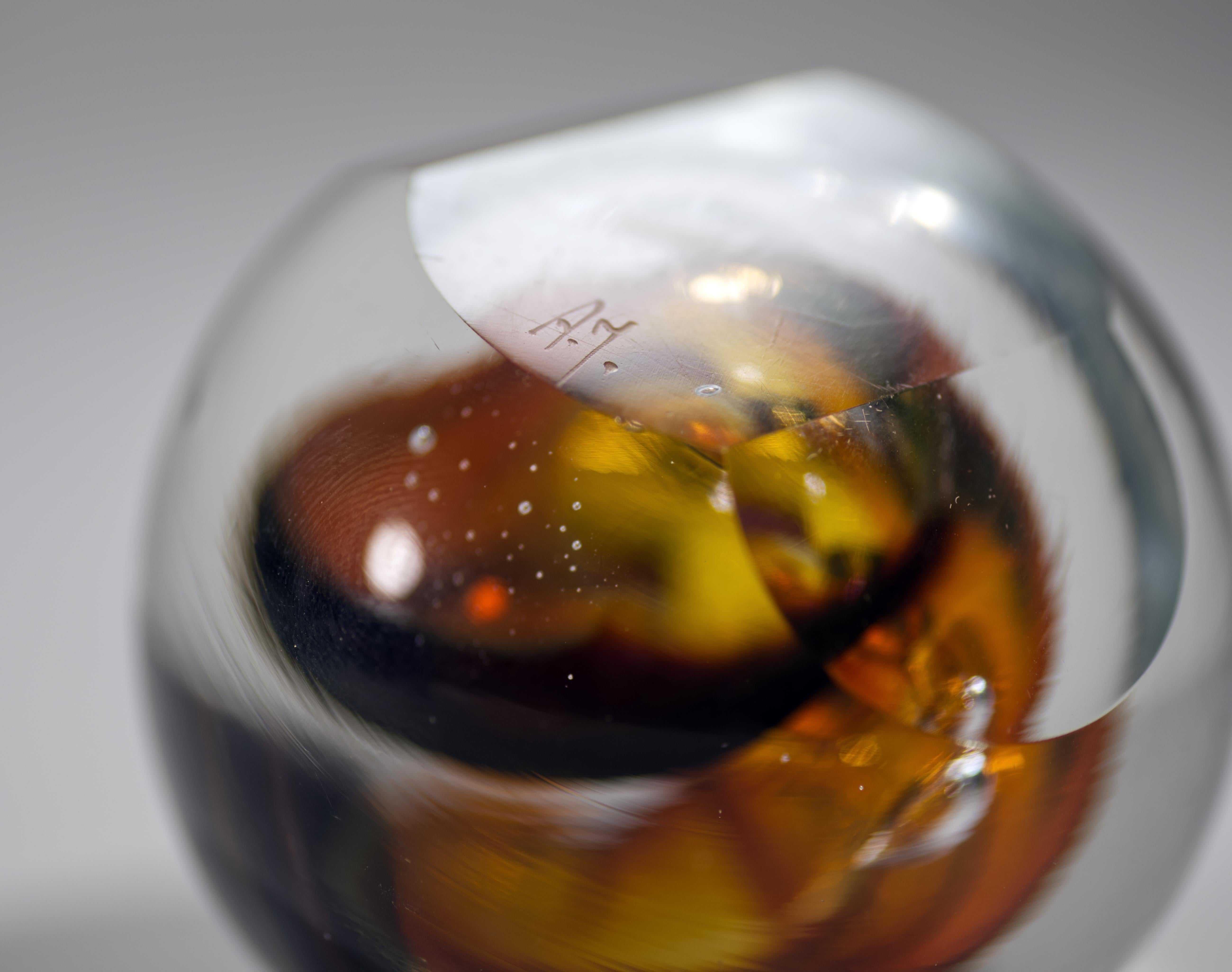Adam Jablonski Sommerso Paperweight with Slanted Base, Polish Art Glass In Good Condition For Sale In Clifton Springs, NY