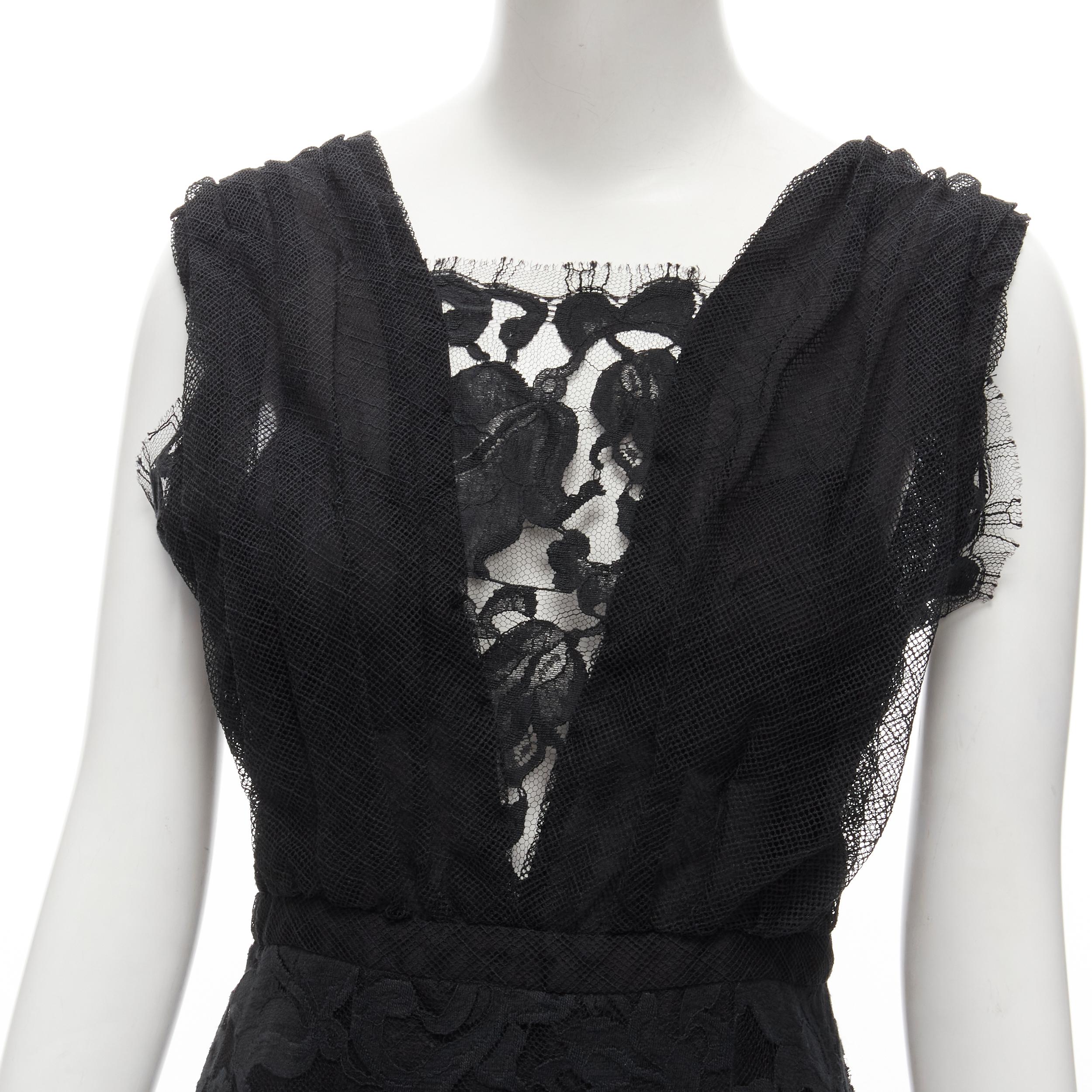 ADAM LIPPES black plunge illusion lace neckline empire waist layered gown US6 M
Reference: YNWG/A00143
Brand: Adam Lippes
Material: Cotton, Blend
Color: Black
Pattern: Lace
Closure: Zip
Lining:  Fabric
Extra Details: Back zip detail. Padded