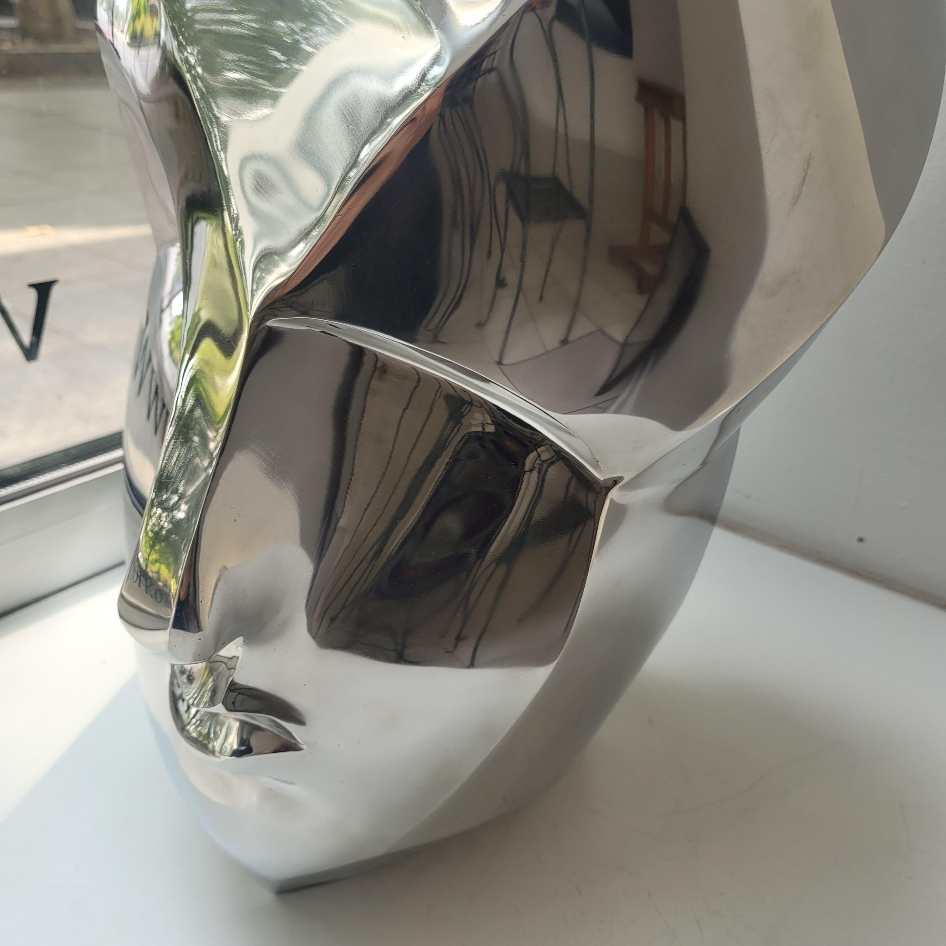A head. Steel sculpture, minimalistic, cubism, Polish art classic 5