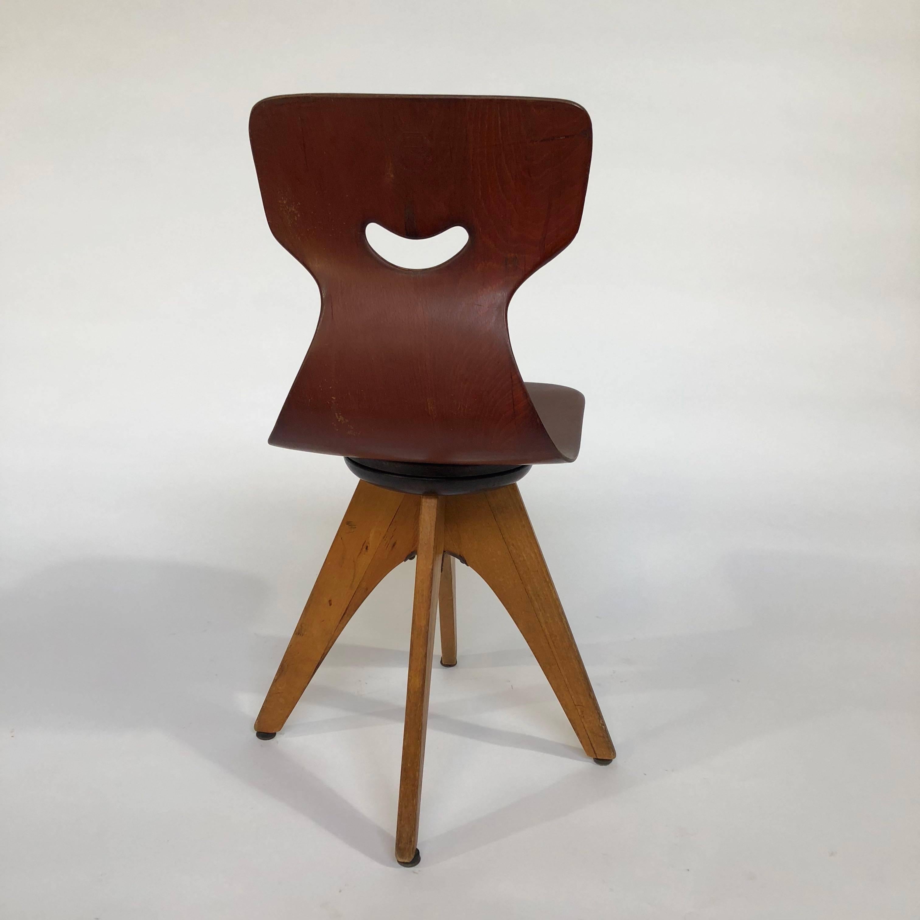 Chaises pivotantes pour enfants Adams Stegner par Flötotto 1950s Bon état - En vente à Achterveld, NL