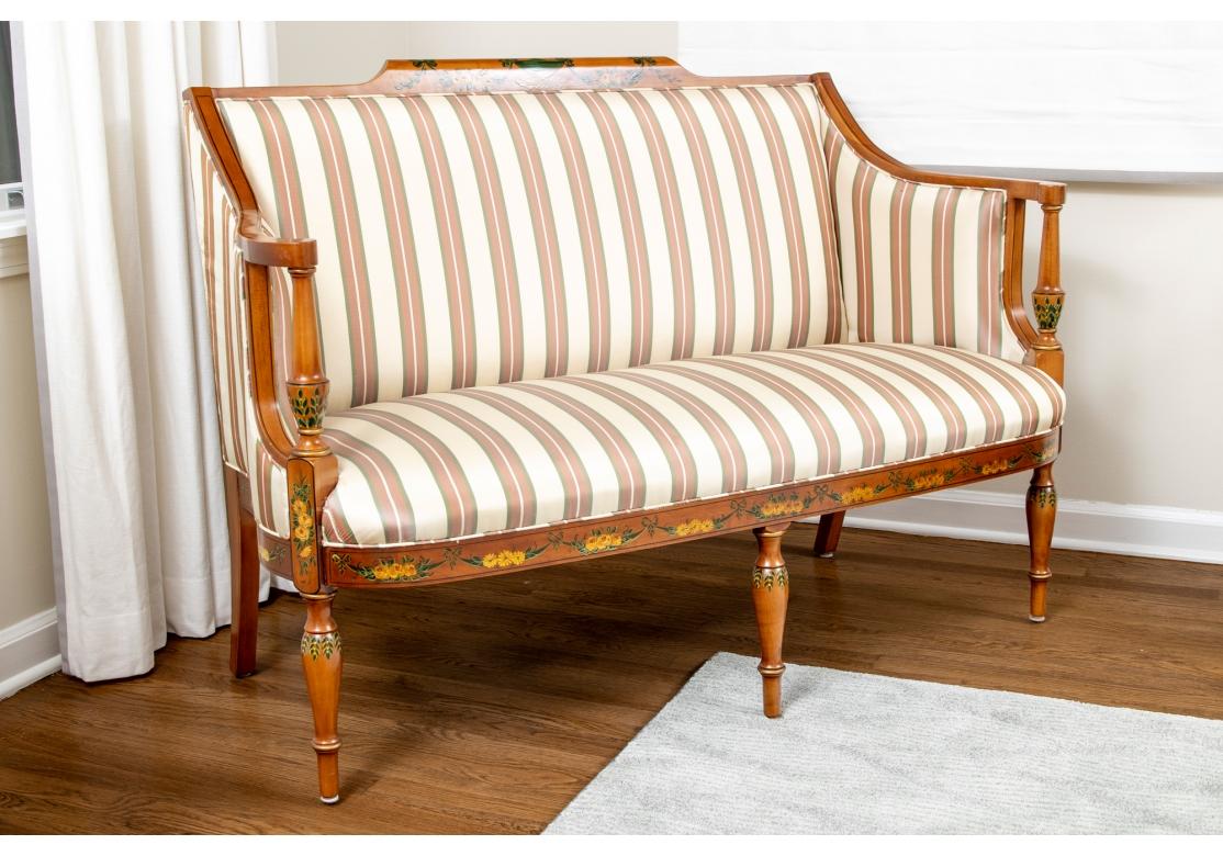 Peint à la main Settee peinte à la main de style Adam en vente