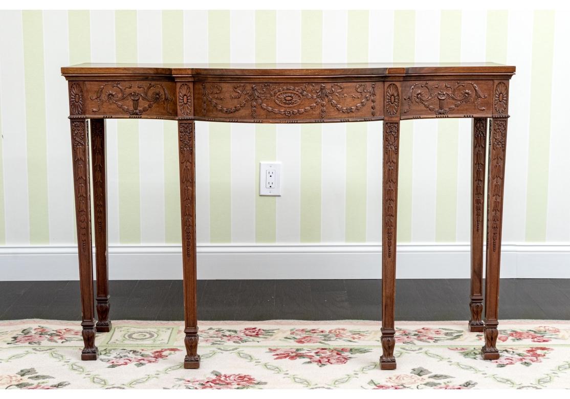 Mesa Consola Estilo Adam Neoclásico Muy Tallada Con Cristal Conformado en Bastante bueno estado para la venta en Bridgeport, CT