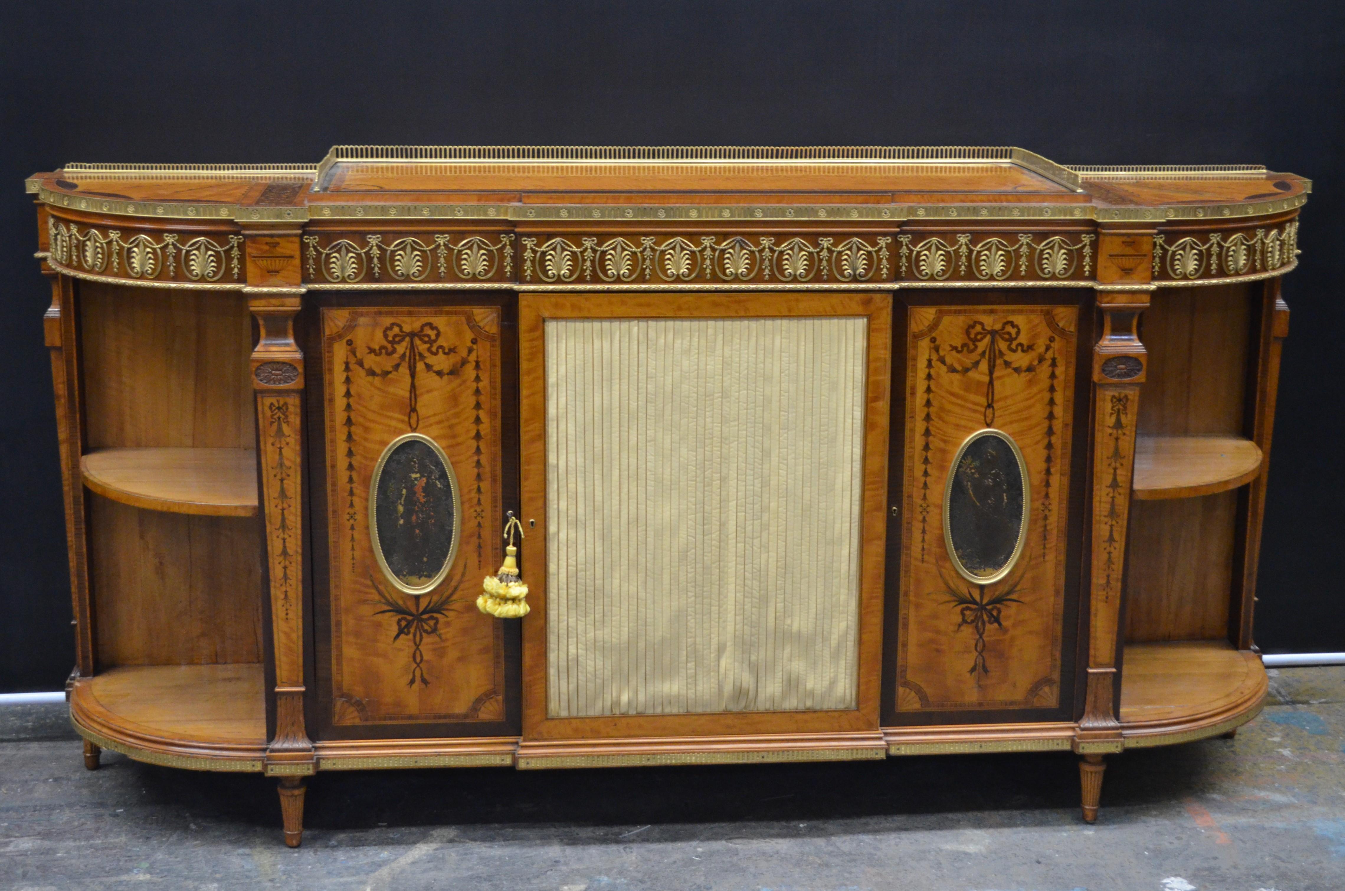 Copper Adam Style Satinwood Credenza Stamped Wright and Mansfield, 19th Century For Sale