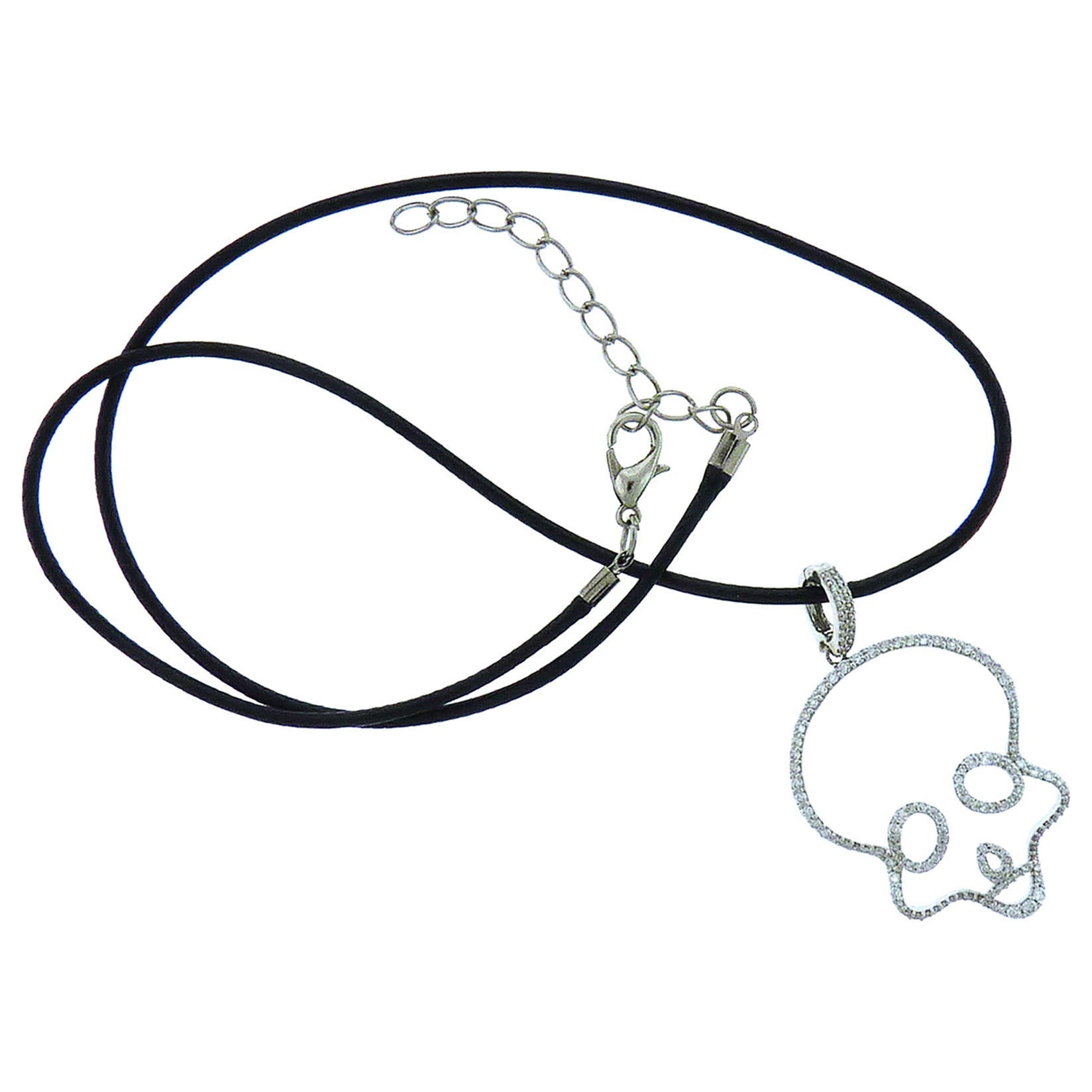 Collier avec pendentif en fil de fer en forme de crâne et diamants Adamas