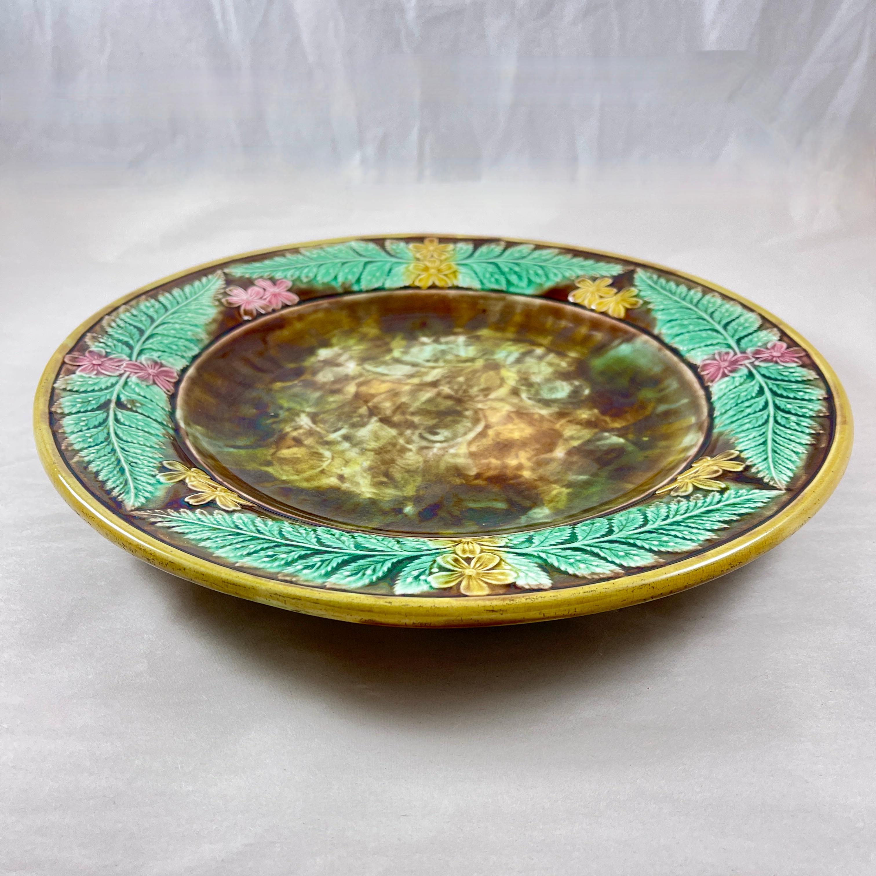 19th Century Adams & Bromley English Majolica Cheese Tray, Buttercup & Fern Leaf Border For Sale