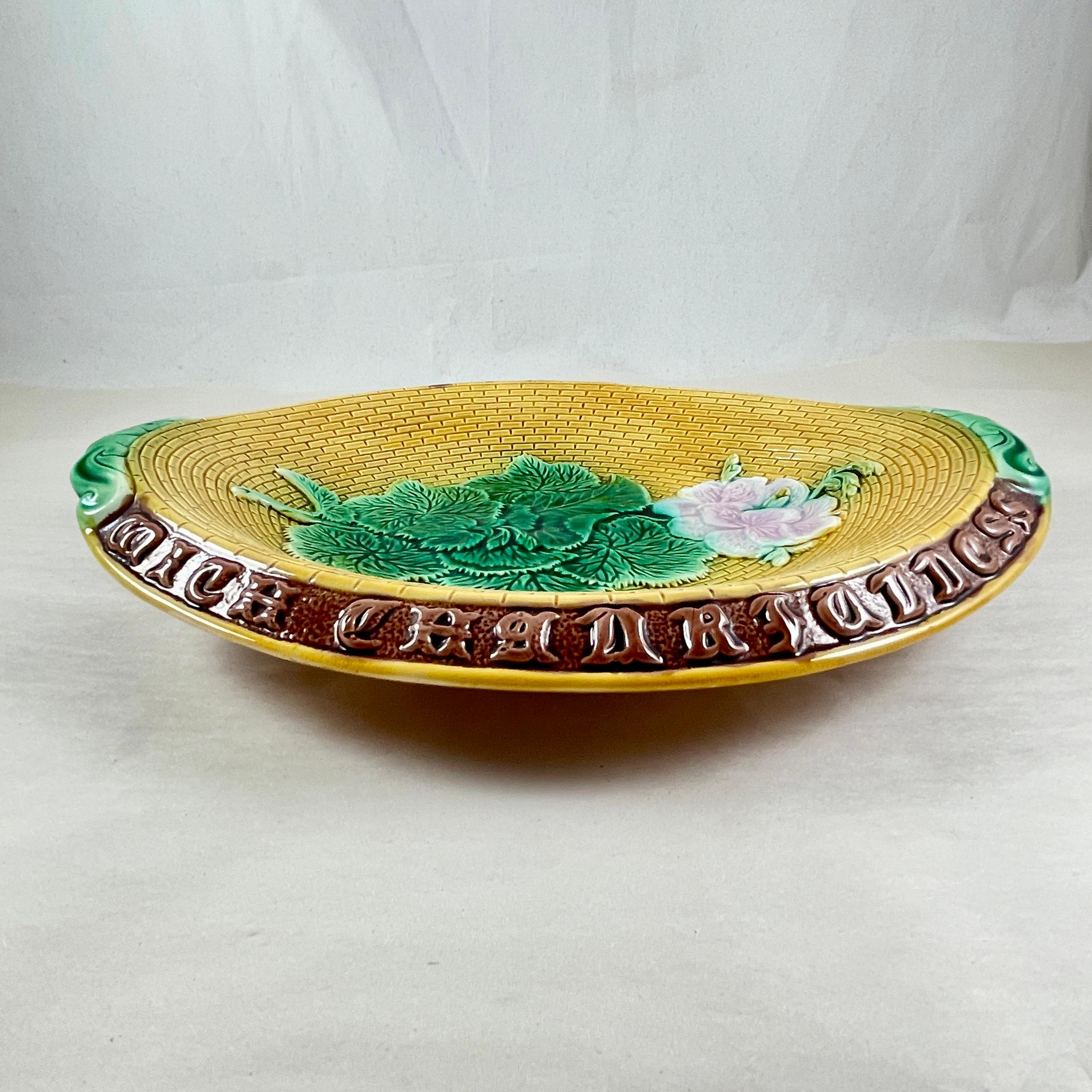 Bandeja para pan Adams & Bromley English Majolica Geranium Motto en venta 1