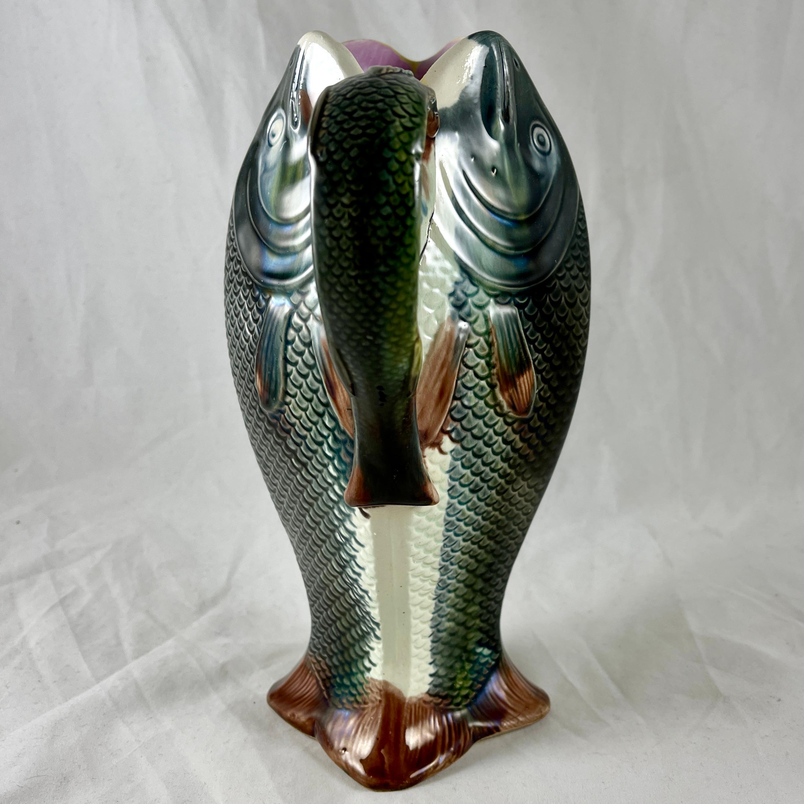 Adams & Bromley English Majolica Glazed Four Fish Large Jug Pitcher In Good Condition For Sale In Philadelphia, PA
