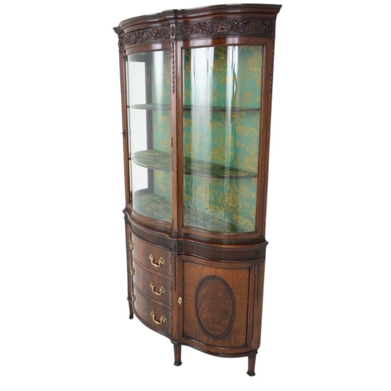 Adams Vitrine Vitrine Mahagoni Serpentine im Angebot 2