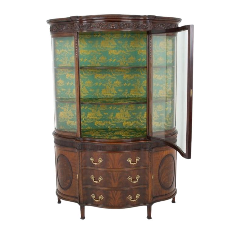 Adams Vitrine Vitrine Mahagoni Serpentine im Angebot 3