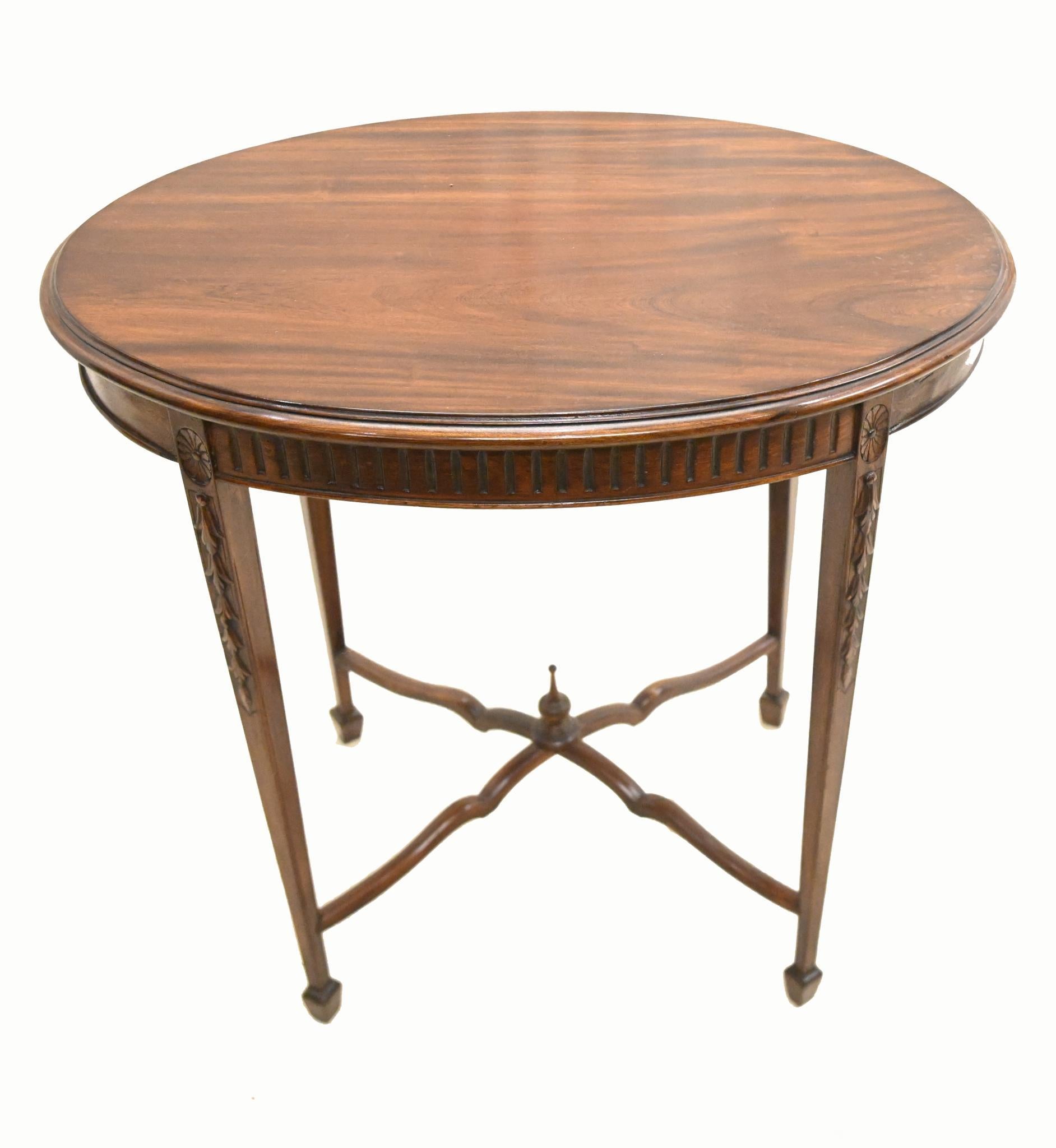 Table d'appoint en acajou Adams Tables à thé en vente 3