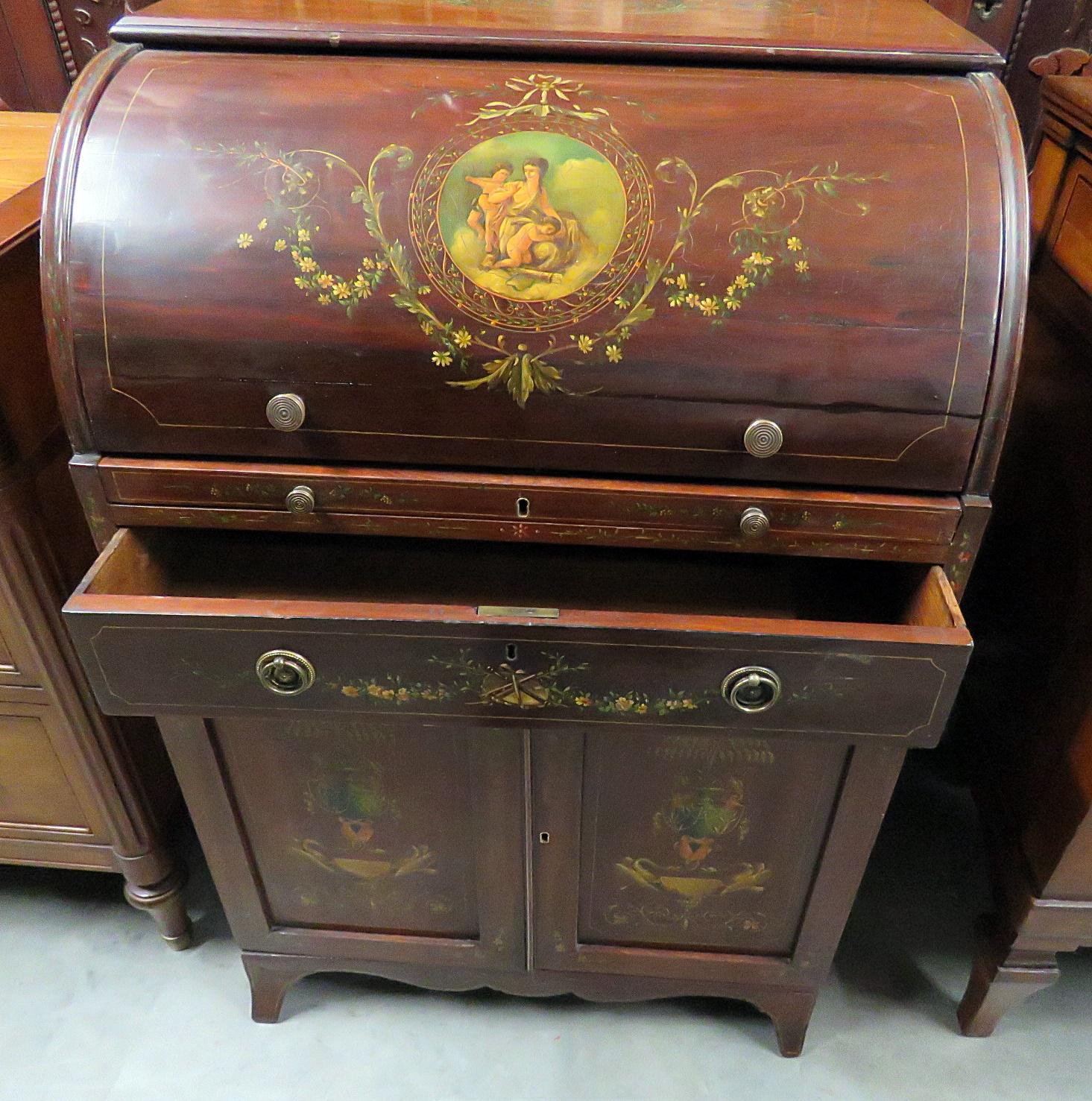 20ième siècle Bureau cylindrique ancien décoré de peinture Vernis Martin de style Adams en vente