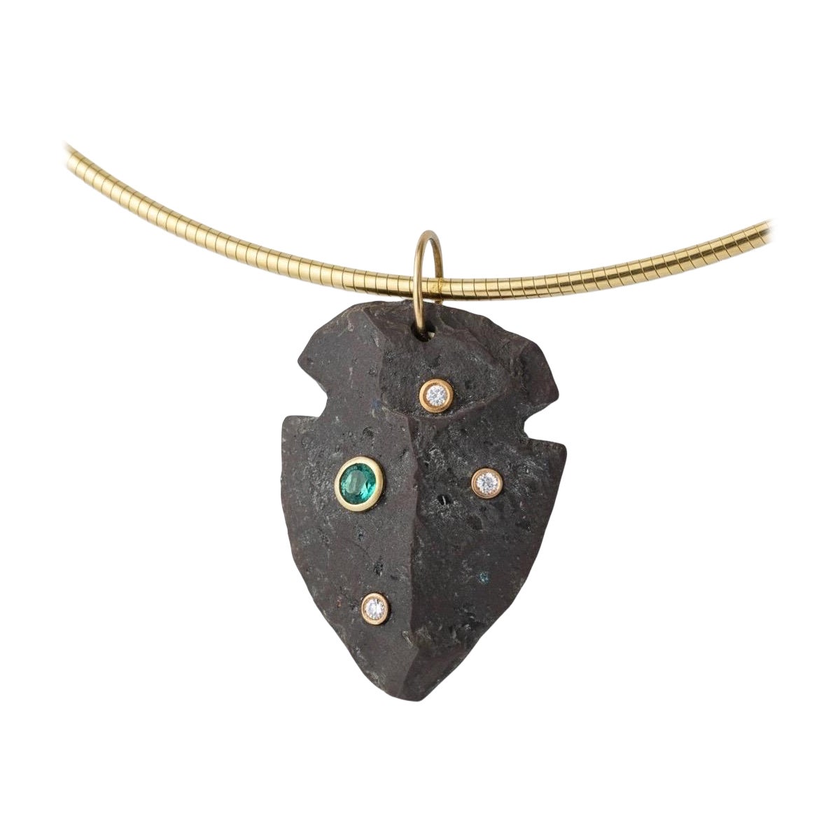 Adapted Pendant with Emerald, Diamonds 
14k Gold en vente