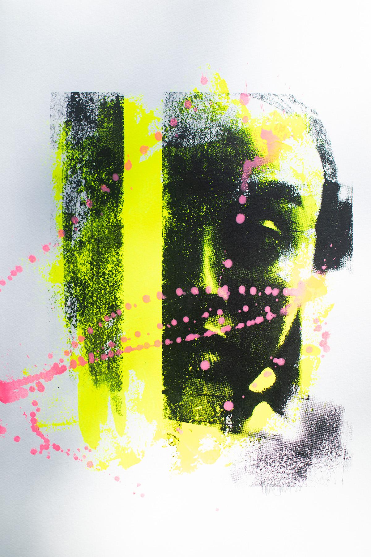 Portrait Painting di Addison Jones - Neon Pop Art, opera d'arte ritratto, ritratto giallo Art-Antithesis Charm