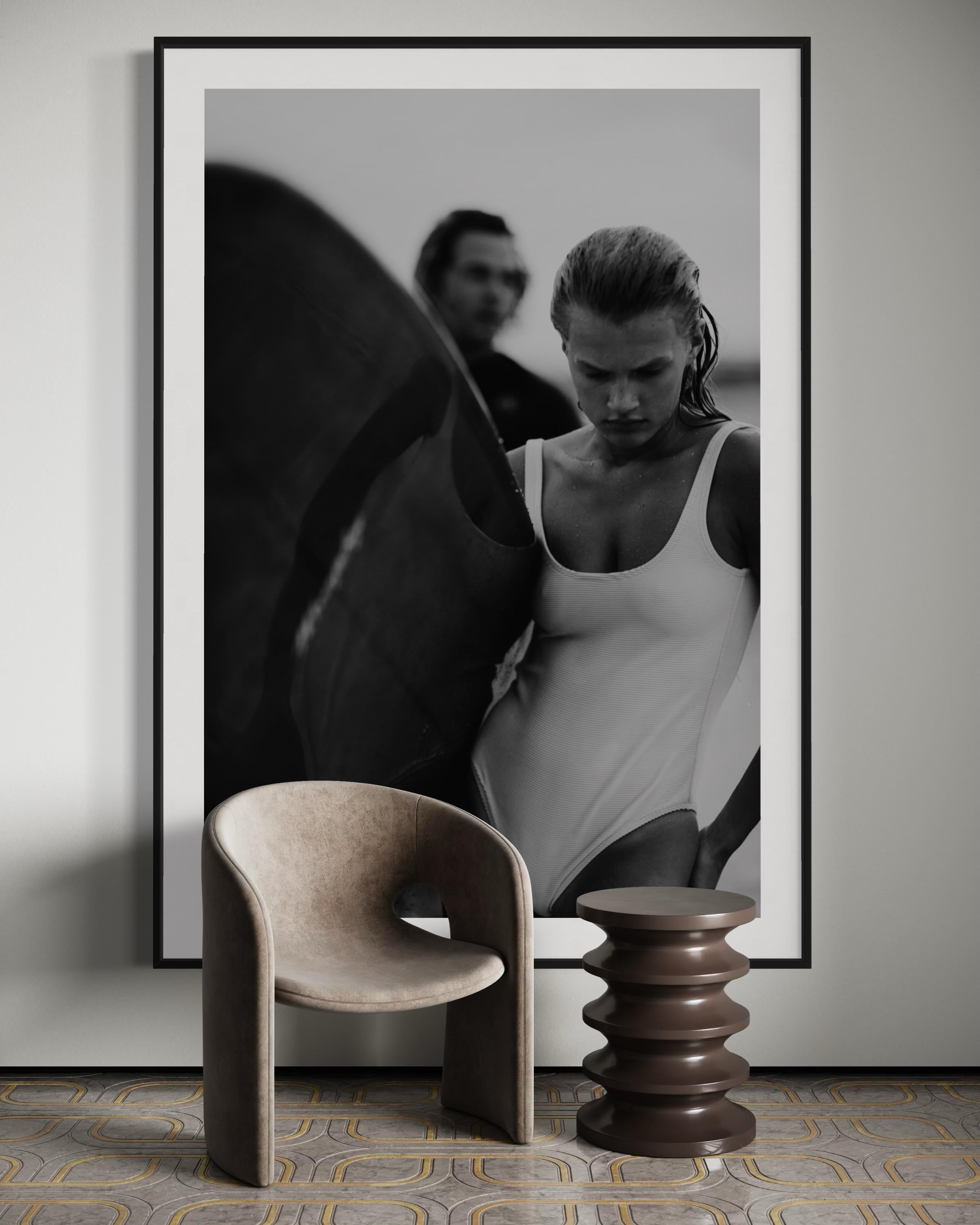 Schwarz-Weiß-Druck, Surffotografie, Moderne Kunst-Euphoria-Wandbilder im Angebot 1