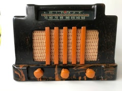 Addison Model 5 Black and Yellow Catalin Tube Radio, 1940