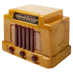 Addison Modell 5D Rotes Butterscotch-Marmoriertes Catalin 'Courthouse' Röhren Radio mit Butterscotch-Modell