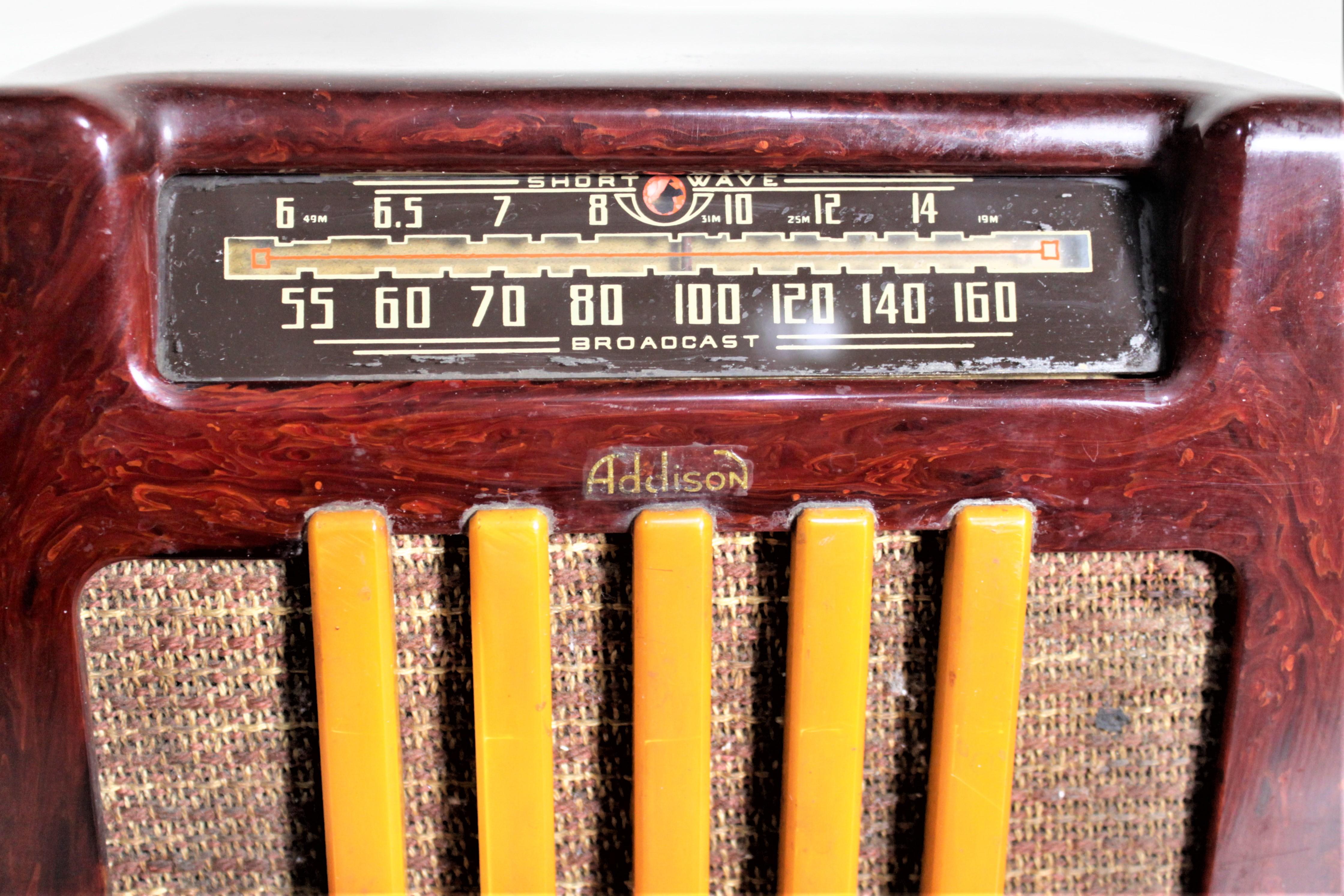 20th Century Addison Model 5D Red & Butterscotch Marbled Catalin 'Courthouse' Tube Radio