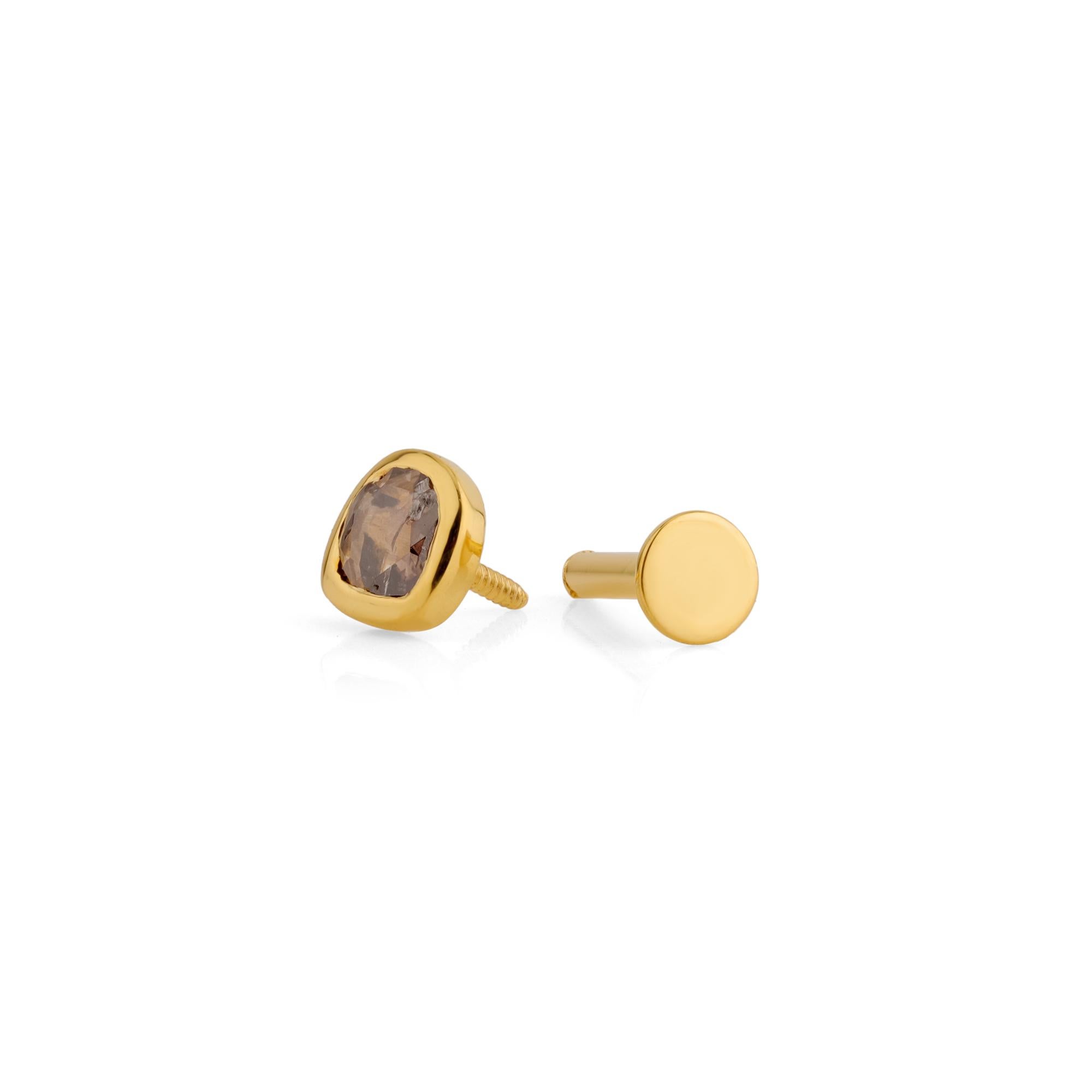 Step into a world of opulence and glamour with our extraordinary one-of-a-kind Gold-Plated Silver Piercing. This magnificent creation intertwines the richness of gold with the timeless allure of silver, resulting in a piece that exudes elegance and