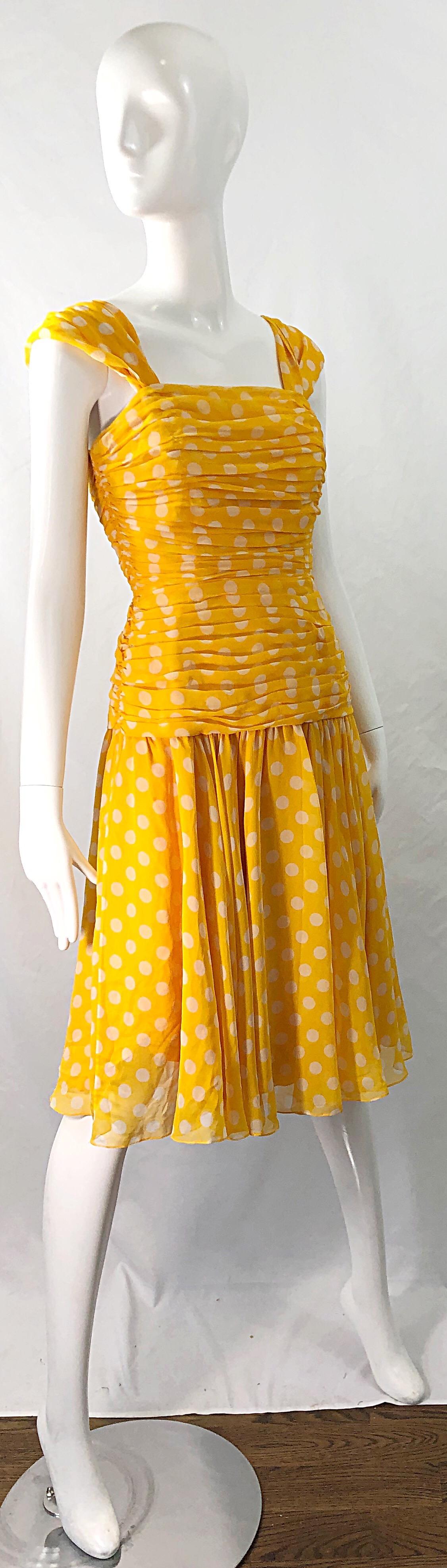 Adele Simpson 1980s Size 4 Yellow White Silk Chiffon Polka Dot Vintage 80s Dress For Sale 3